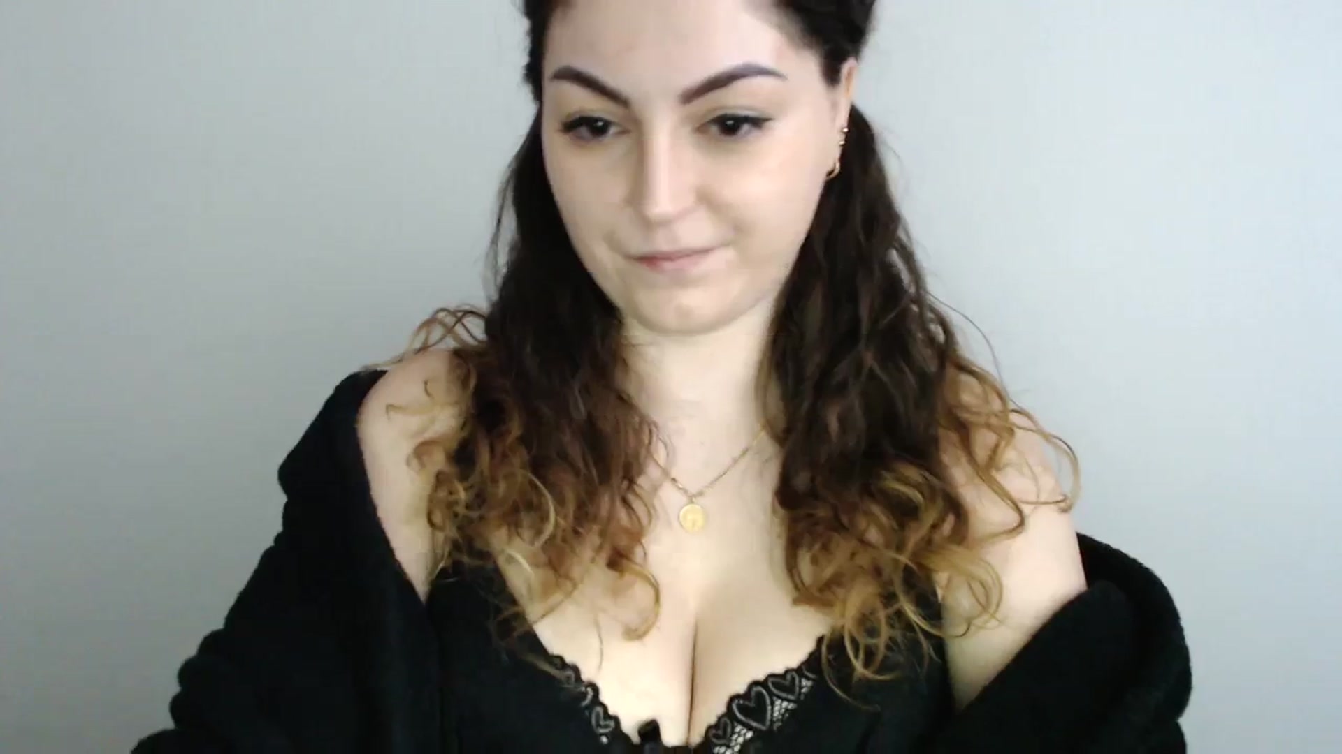 Gallery image thumbnail from Deeleecious94's myfreecams stream on, 11/28/2023, 09:40 image 12 of 20