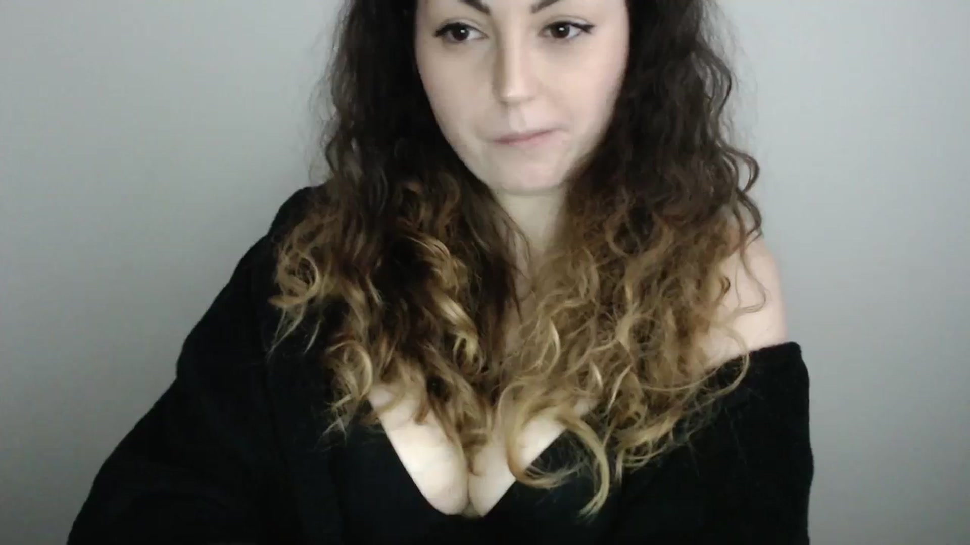 Gallery image thumbnail from Deeleecious94's myfreecams stream on, 12/07/2023, 11:47 image 13 of 20