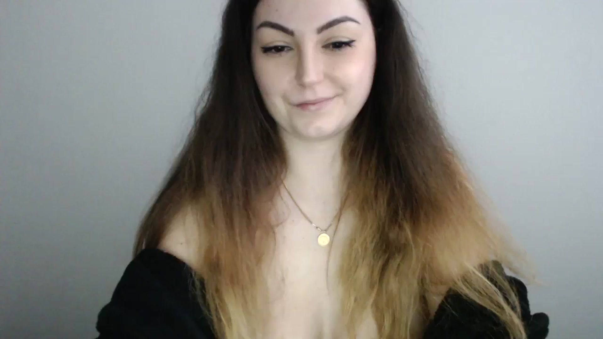 Gallery image thumbnail from Deeleecious94's myfreecams stream on, 12/08/2023, 10:36 image 13 of 20