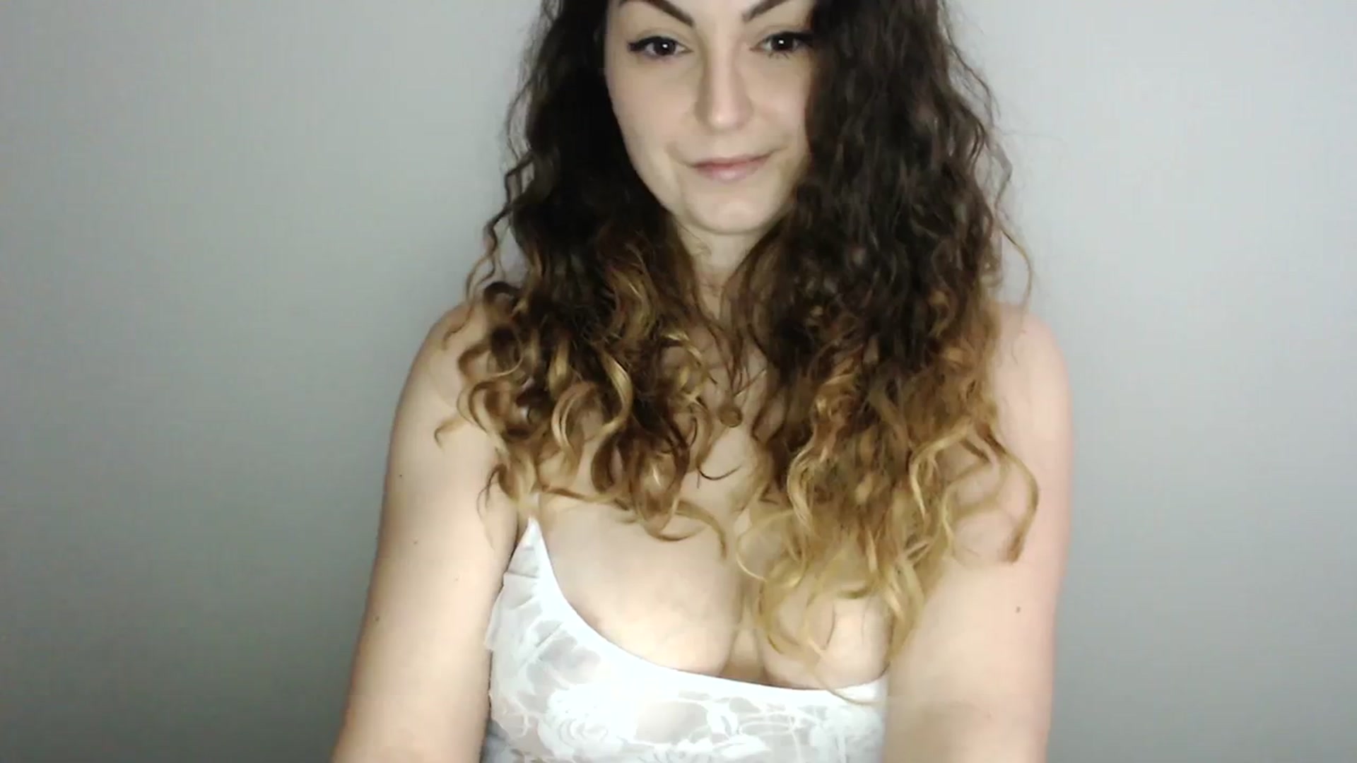 Gallery image thumbnail from Deeleecious94's myfreecams stream on, 12/10/2023, 10:35 image 16 of 20