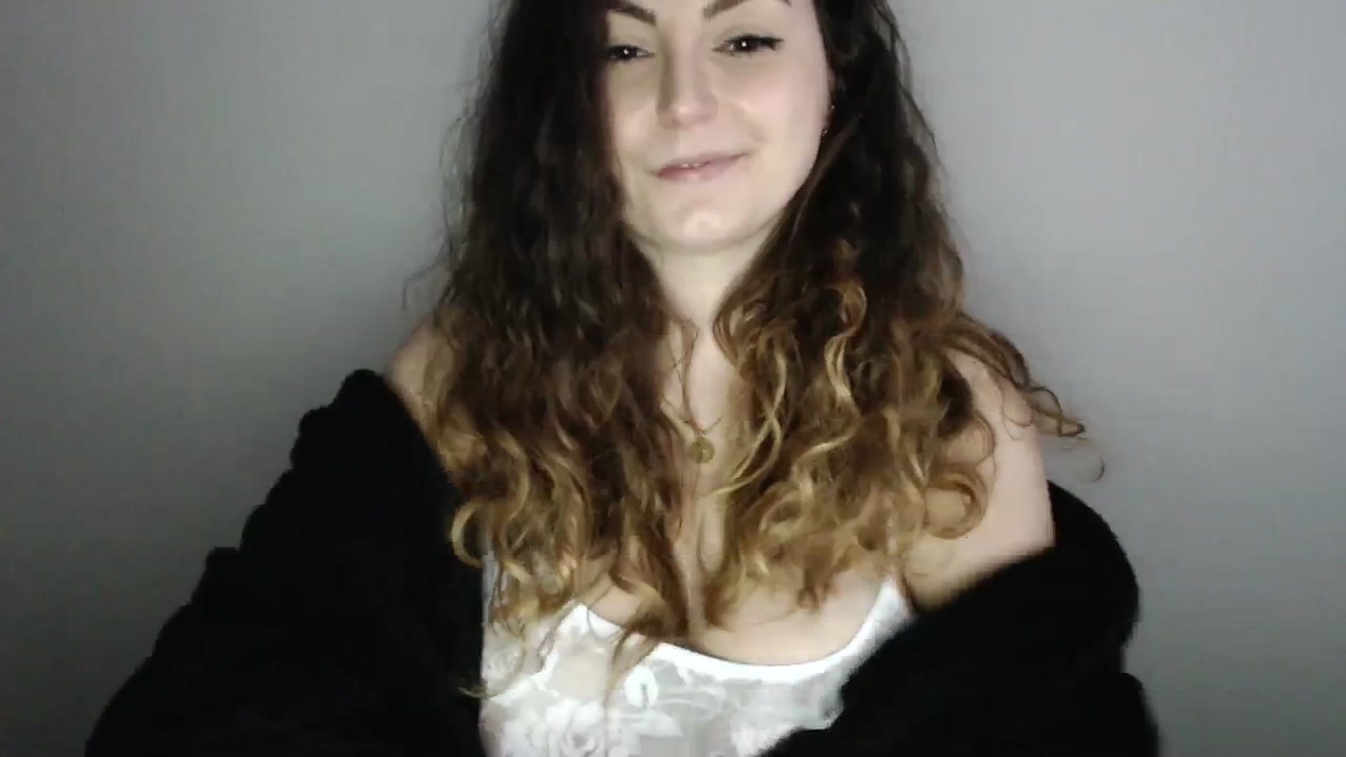 Gallery image thumbnail from Deeleecious94's myfreecams stream on, 12/10/2023, 13:26 image 15 of 20