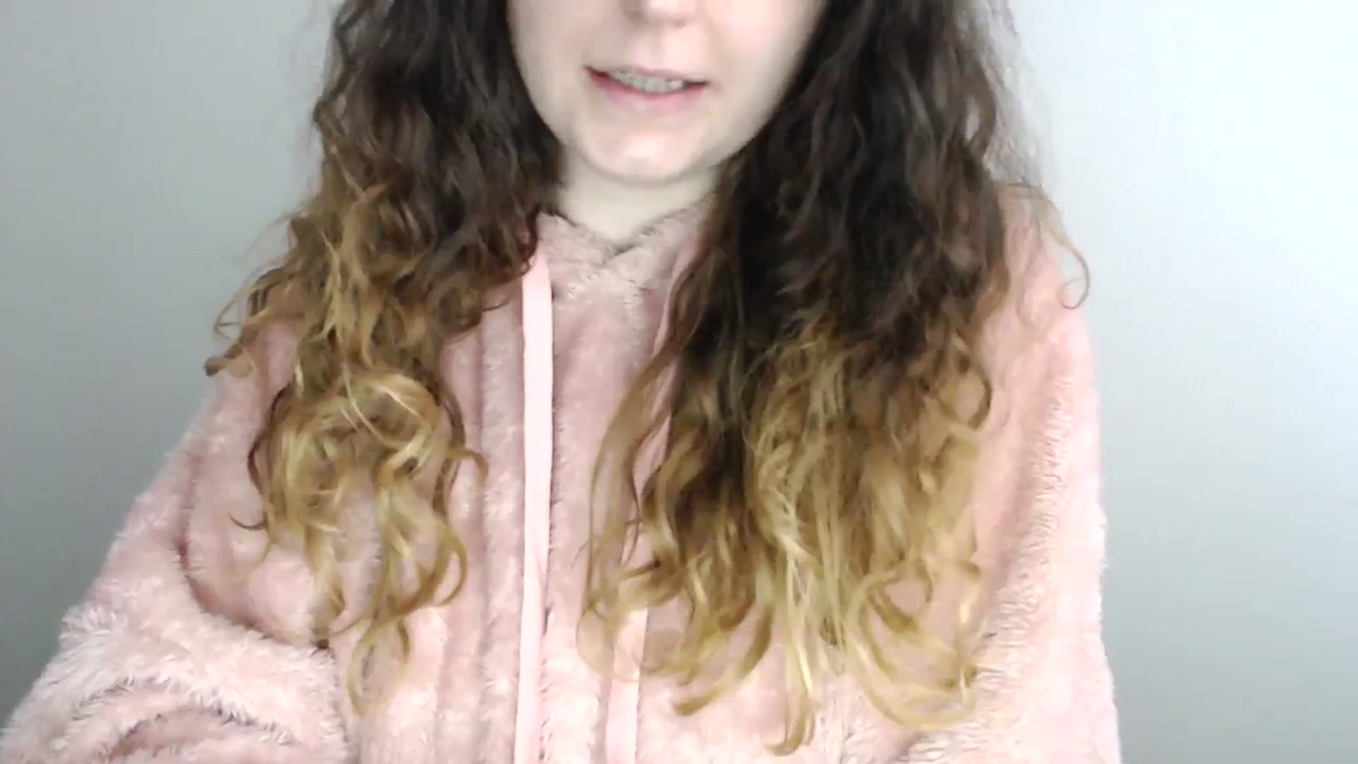 Gallery image thumbnail from Deeleecious94's myfreecams stream on, 12/11/2023, 09:26 image 20 of 20