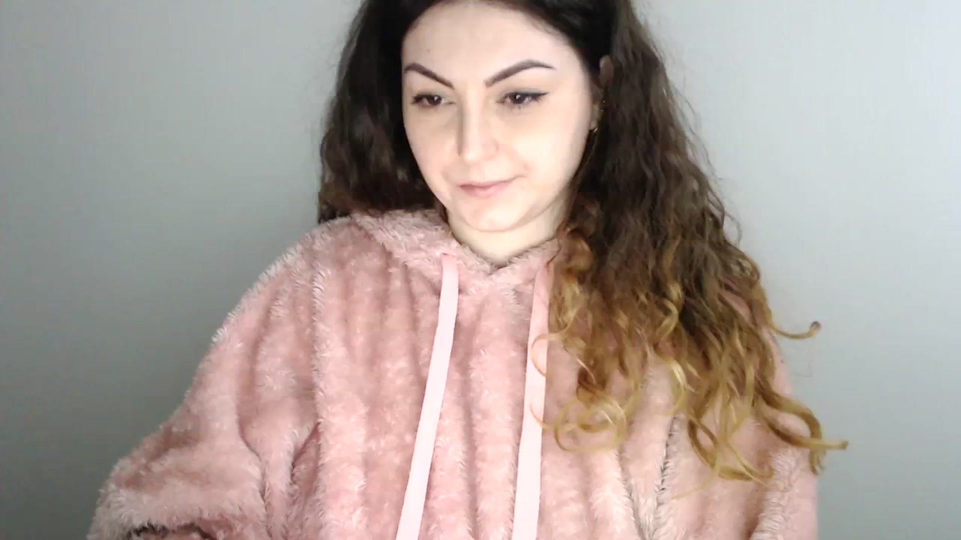 Gallery image thumbnail from Deeleecious94's myfreecams stream on, 12/11/2023, 09:26 image 5 of 20