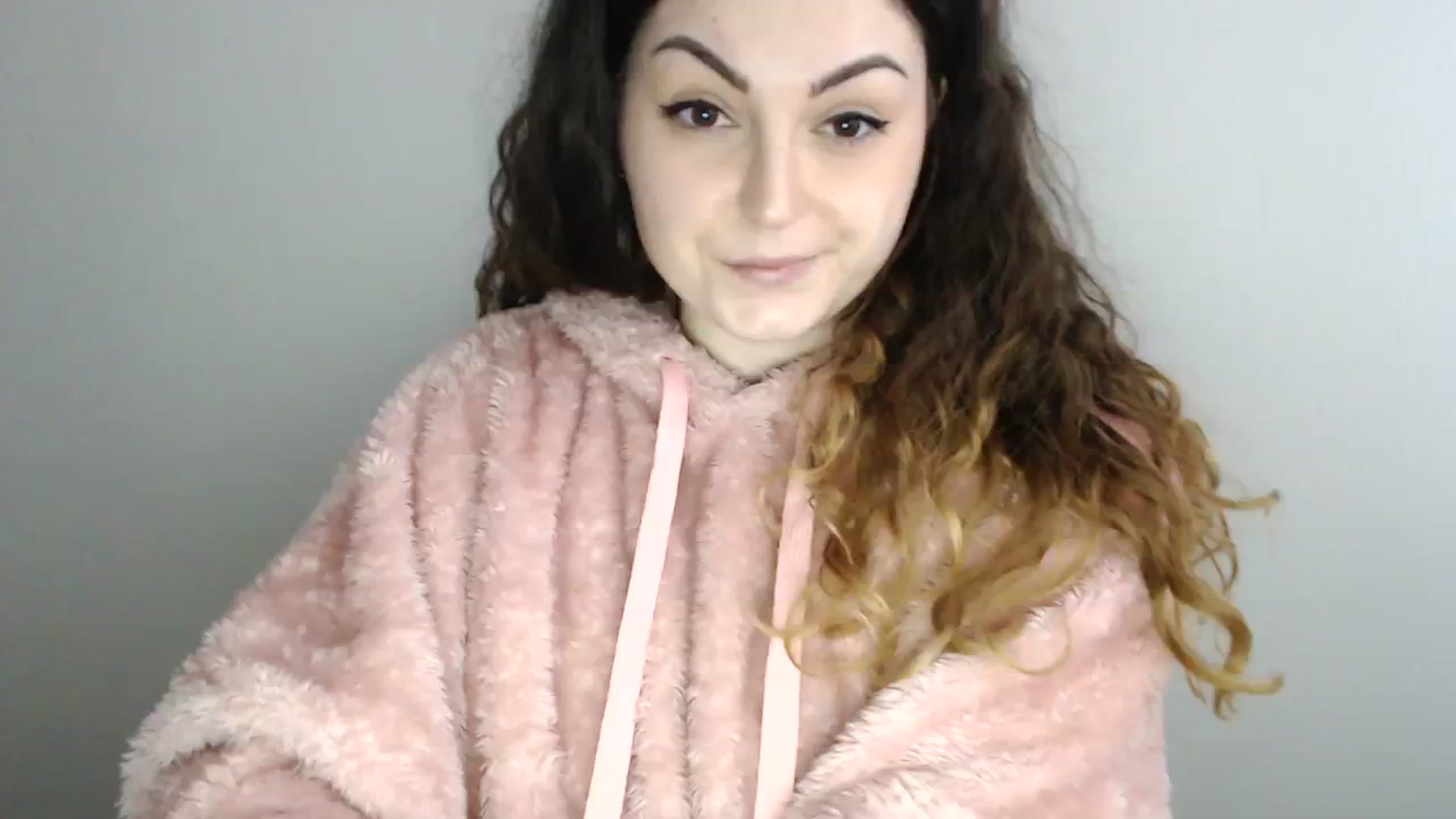 Gallery image thumbnail from Deeleecious94's myfreecams stream on, 12/11/2023, 09:26 image 3 of 20