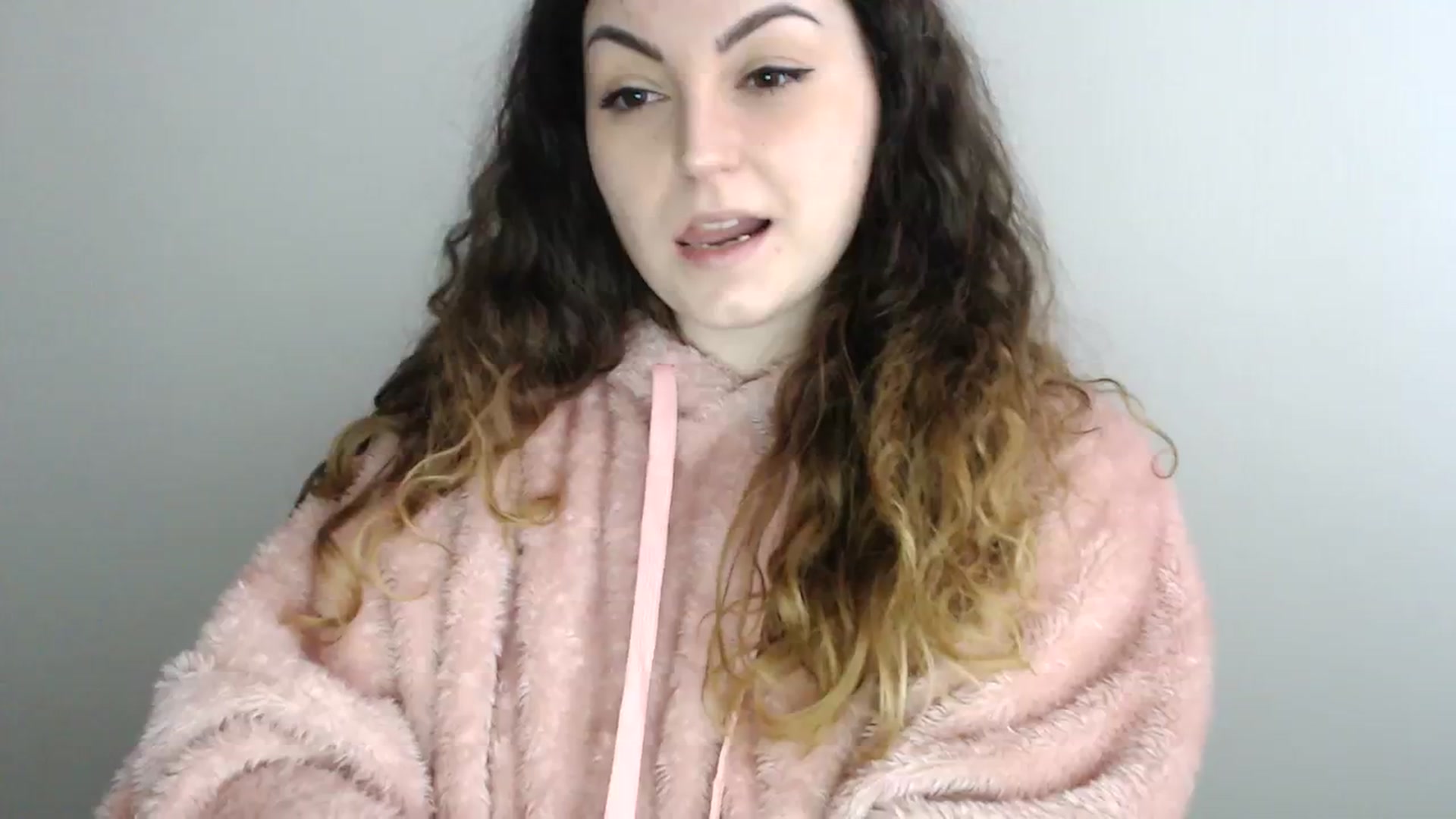 Gallery image thumbnail from Deeleecious94's myfreecams stream on, 12/11/2023, 09:26 image 19 of 20