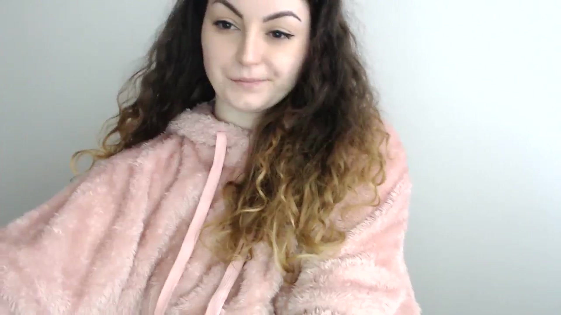 Gallery image thumbnail from Deeleecious94's myfreecams stream on, 12/11/2023, 10:00 image 13 of 20