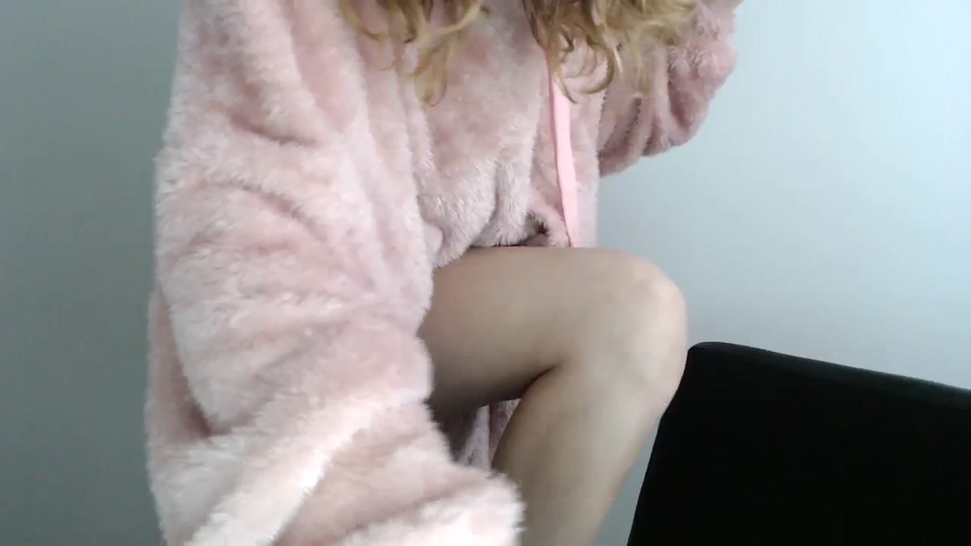 Gallery image thumbnail from Deeleecious94's myfreecams stream on, 12/11/2023, 10:00 image 2 of 20