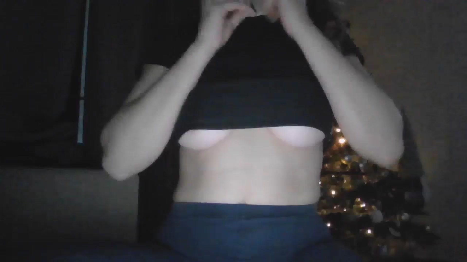 Gallery image thumbnail from Deeleecious94's myfreecams stream on, 12/12/2023, 09:18 image 5 of 20
