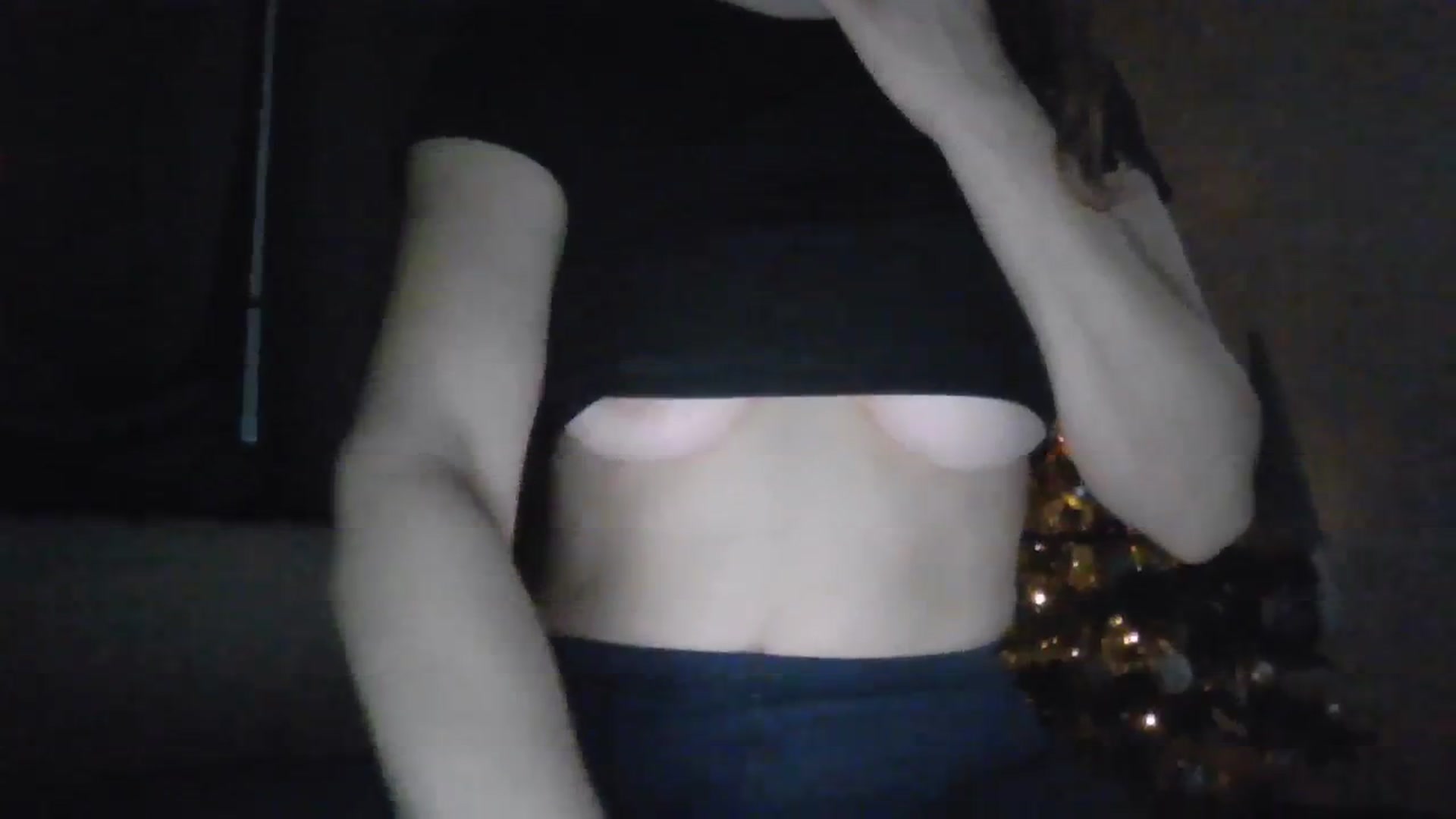 Gallery image thumbnail from Deeleecious94's myfreecams stream on, 12/12/2023, 09:18 image 8 of 20