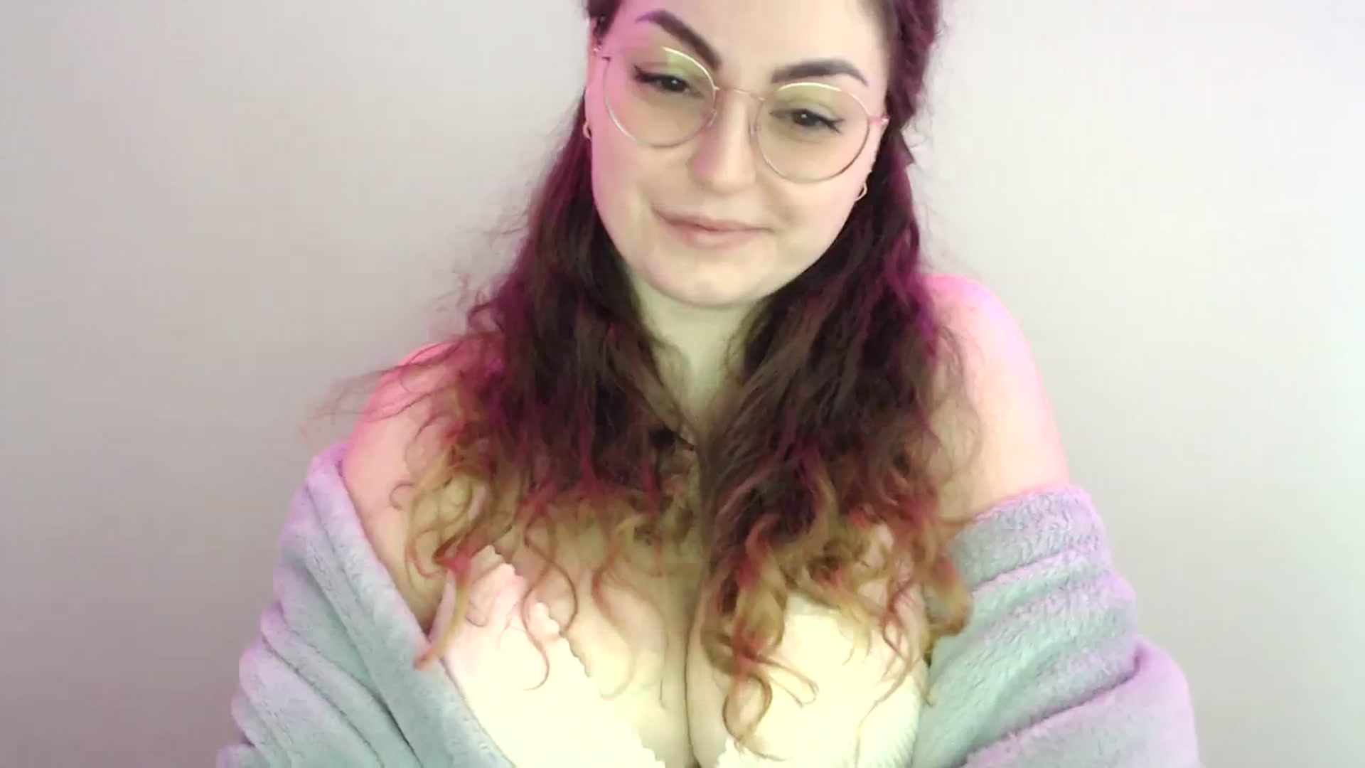Gallery image thumbnail from Deeleecious94's myfreecams stream on, 01/23/2024, 10:38 image 17 of 20