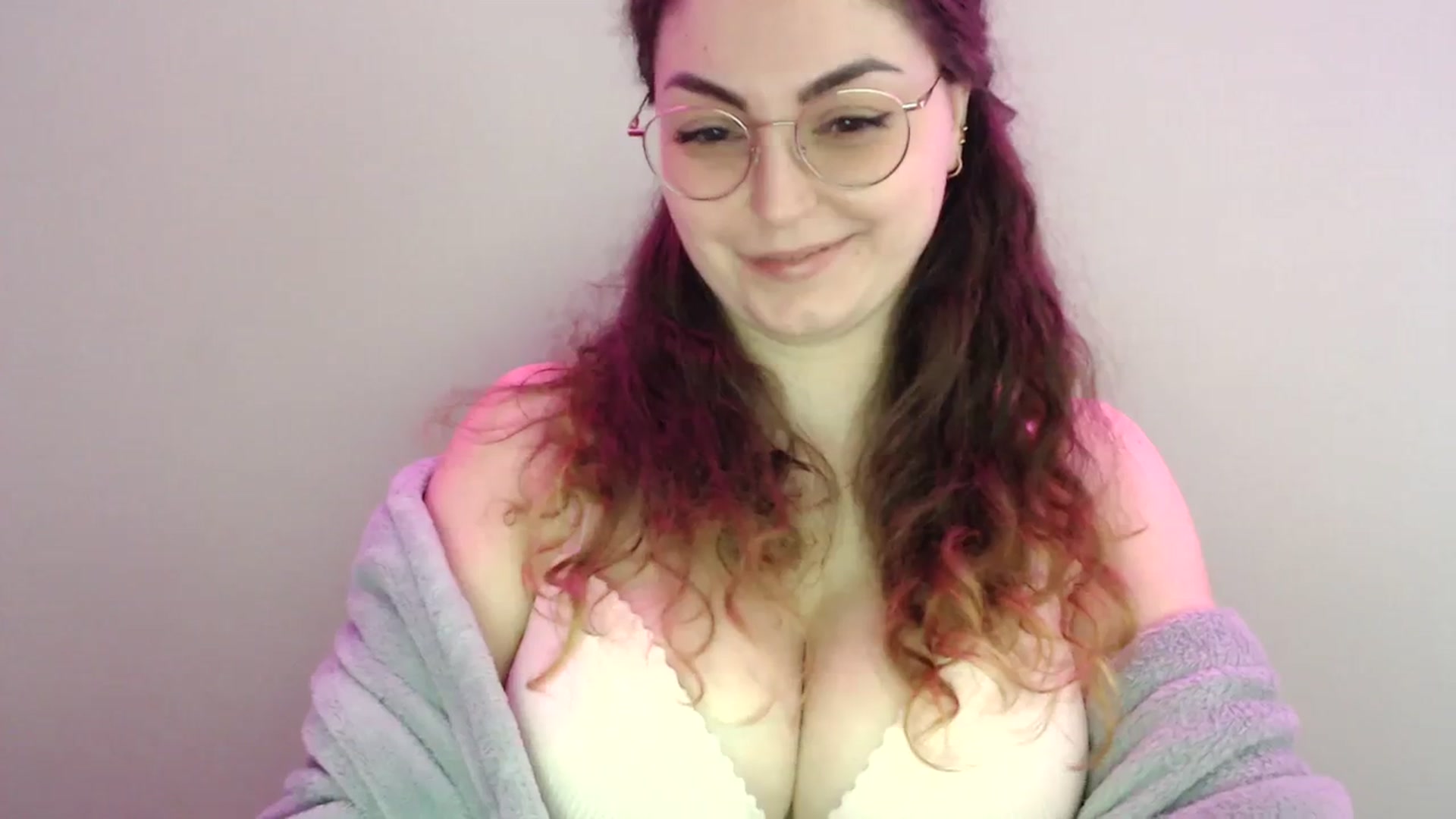 Gallery image thumbnail from Deeleecious94's myfreecams stream on, 01/23/2024, 10:38 image 15 of 20