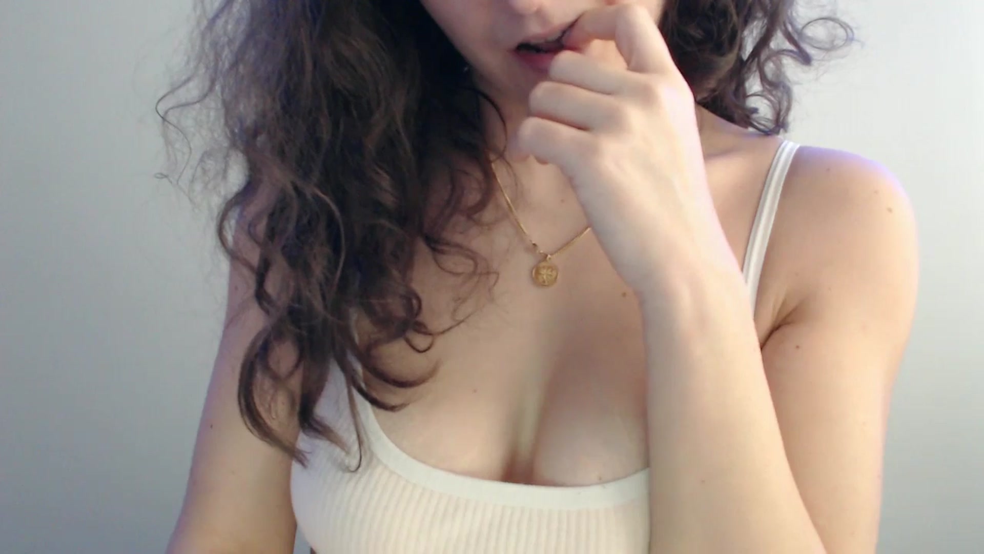 Gallery image thumbnail from Deeleecious94's myfreecams stream on, 11/18/2024, 10:39 image 3 of 20