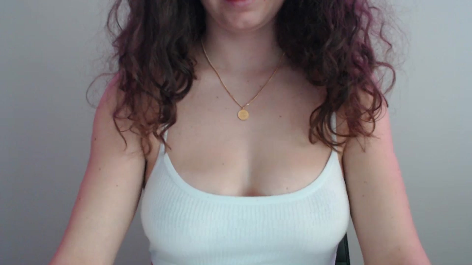 Gallery image thumbnail from Deeleecious94's myfreecams stream on, 11/20/2024, 08:26 image 11 of 20