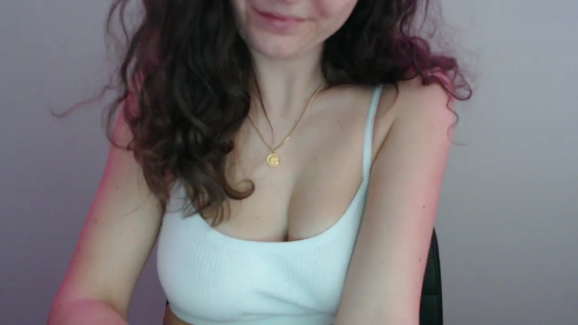 Gallery image thumbnail from Deeleecious94's myfreecams stream on, 11/20/2024, 08:26 image 5 of 20