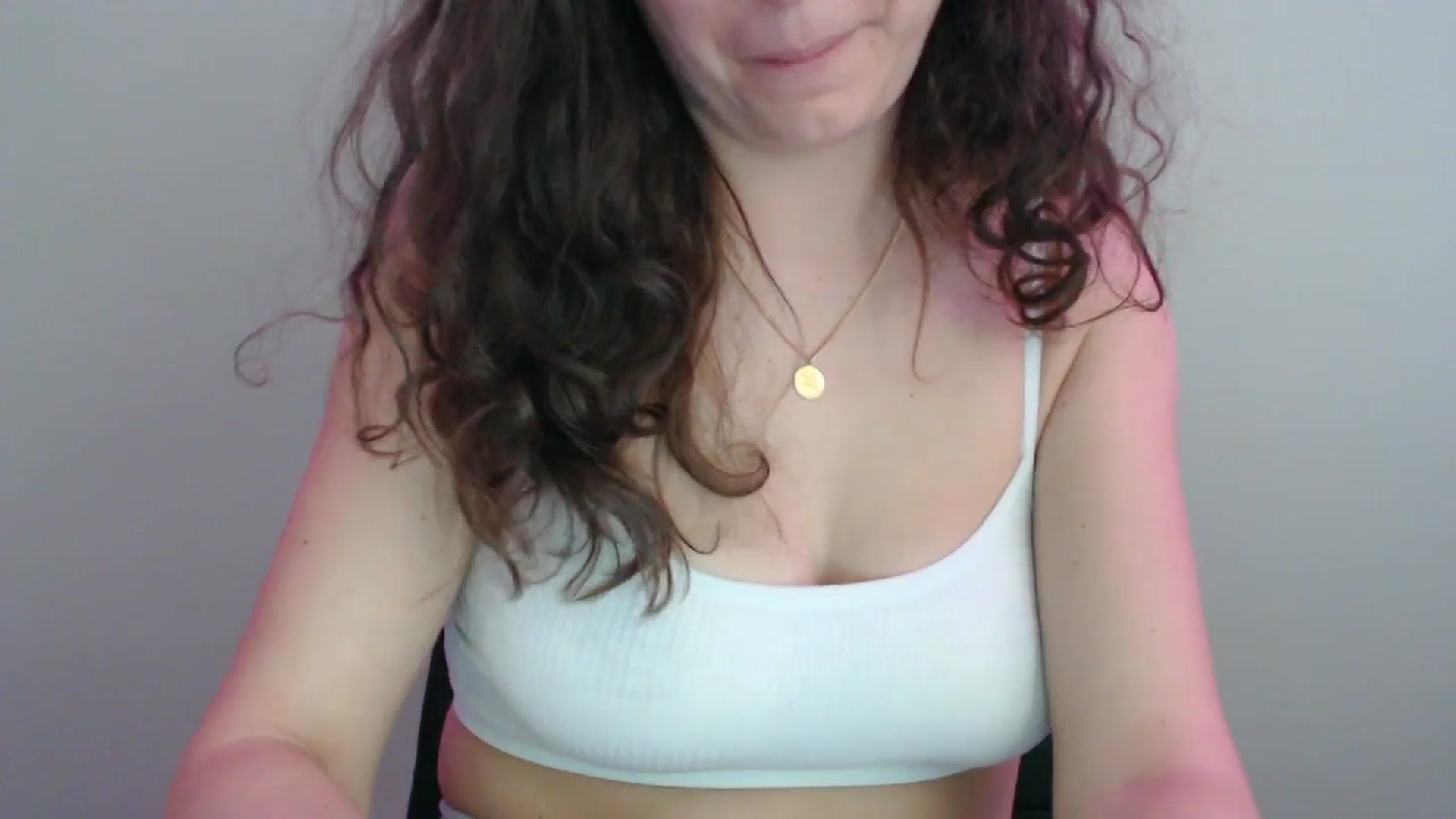 Gallery image thumbnail from Deeleecious94's myfreecams stream on, 11/20/2024, 08:26 image 7 of 20
