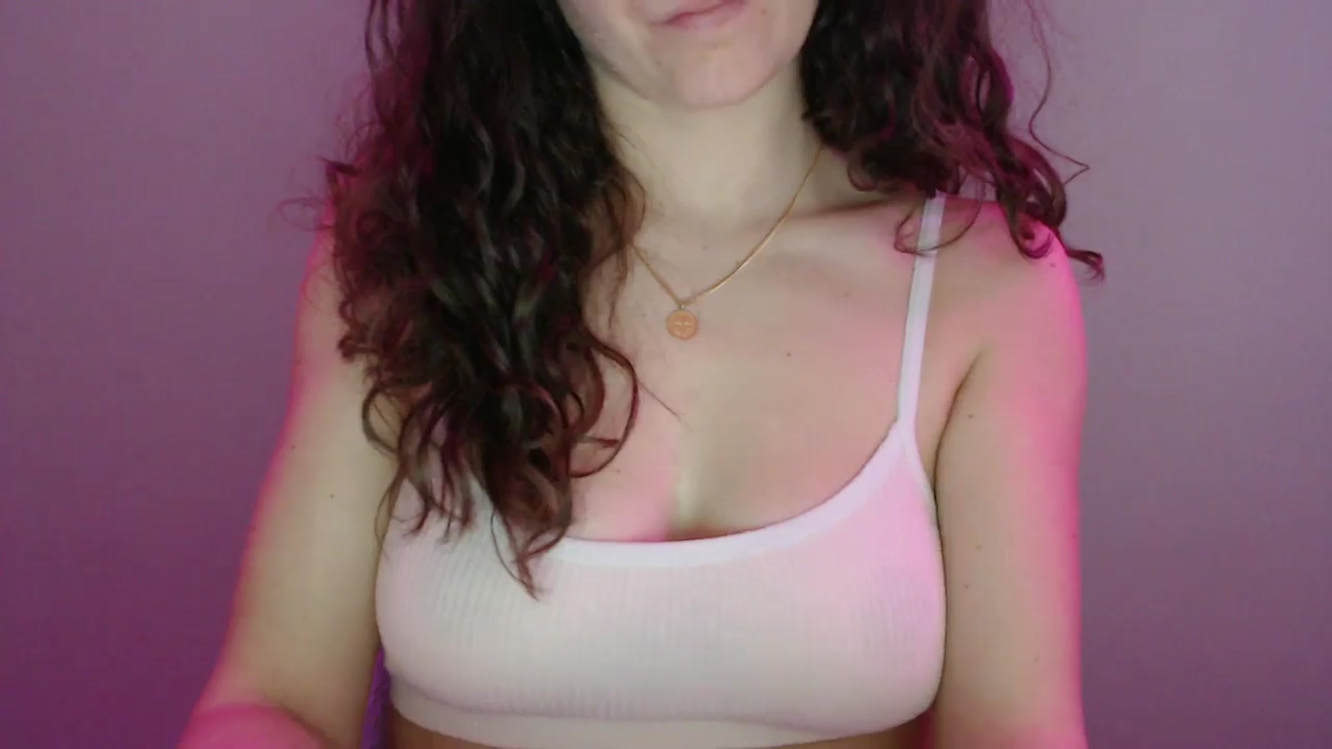 Gallery image thumbnail from Deeleecious94's myfreecams stream on, 11/25/2024, 09:49 image 9 of 20