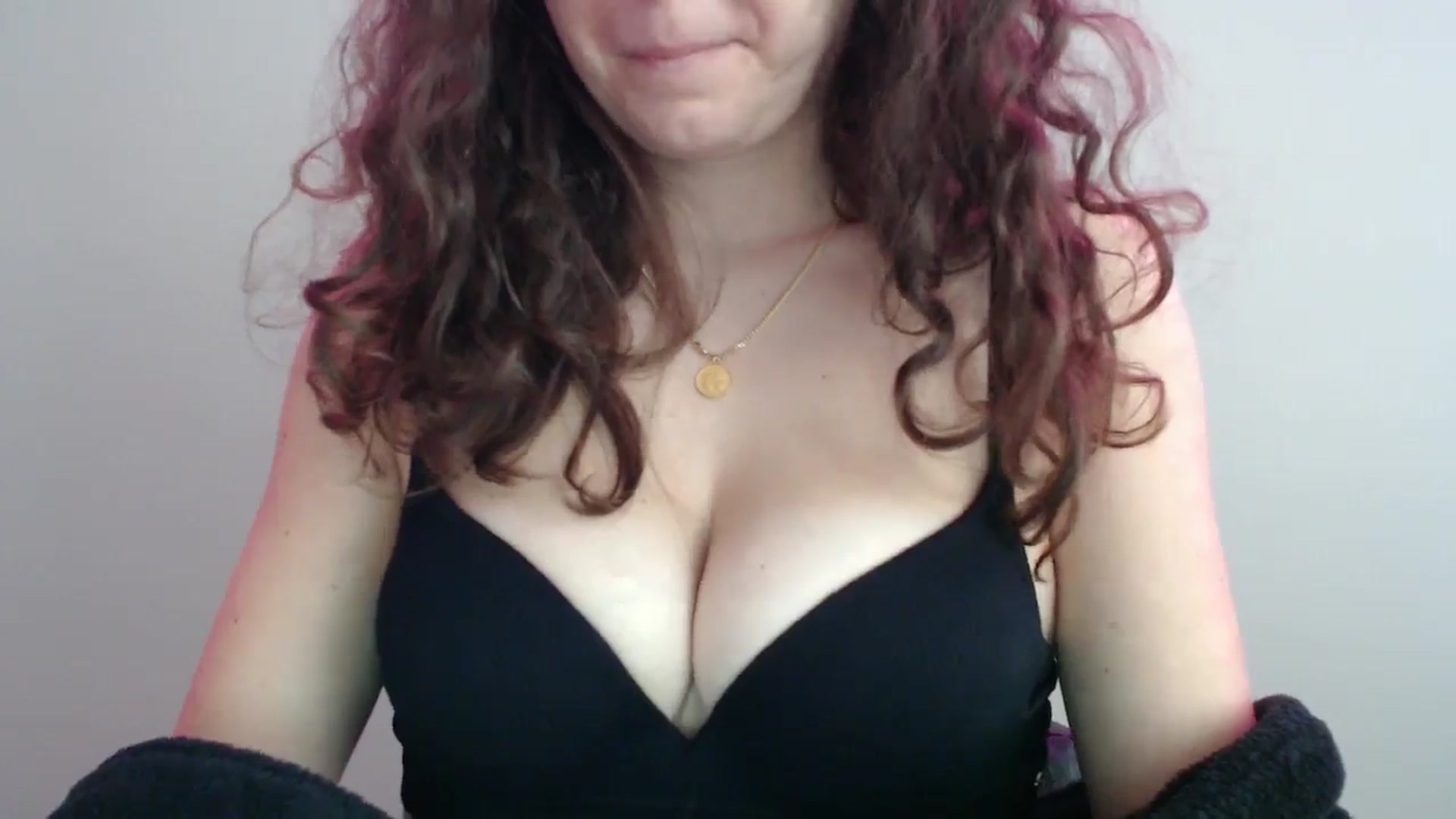 Gallery image thumbnail from Deeleecious94's myfreecams stream on, 12/05/2024, 09:56 image 19 of 20