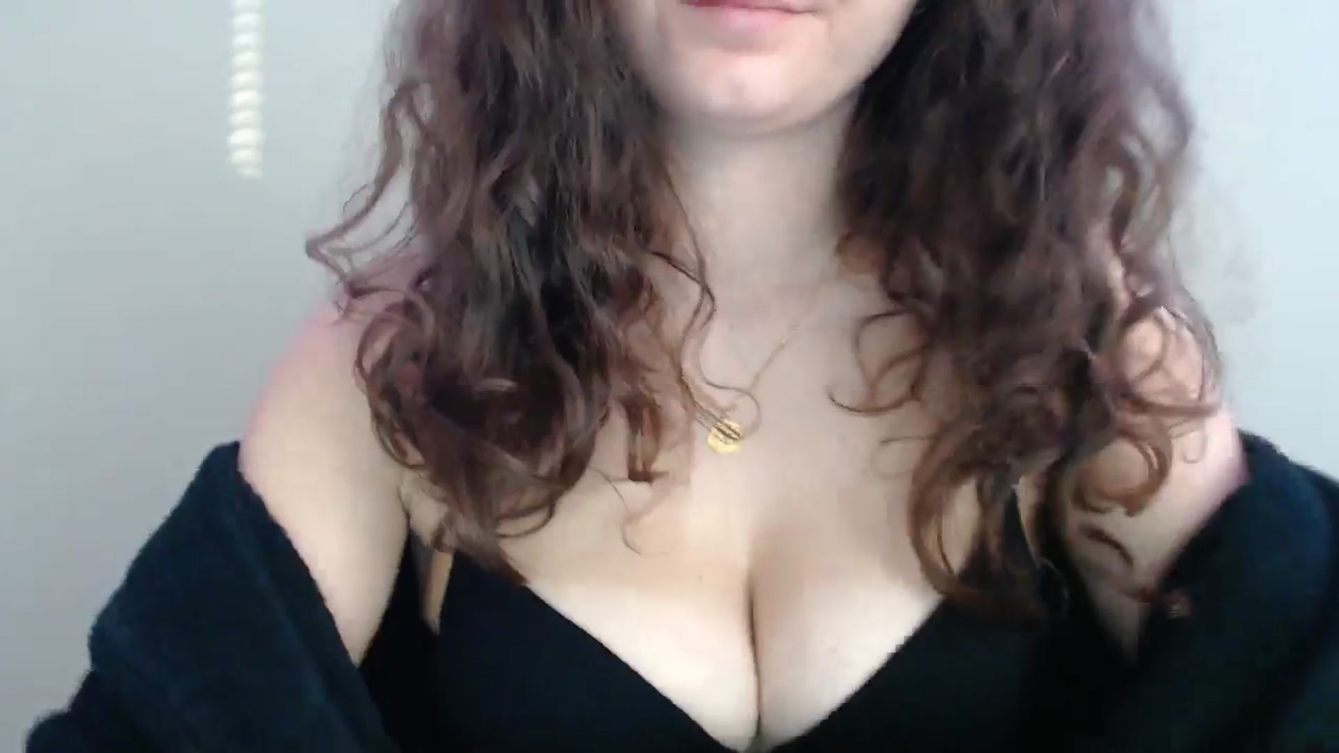 Gallery image thumbnail from Deeleecious94's myfreecams stream on, 12/06/2024, 09:20 image 9 of 20