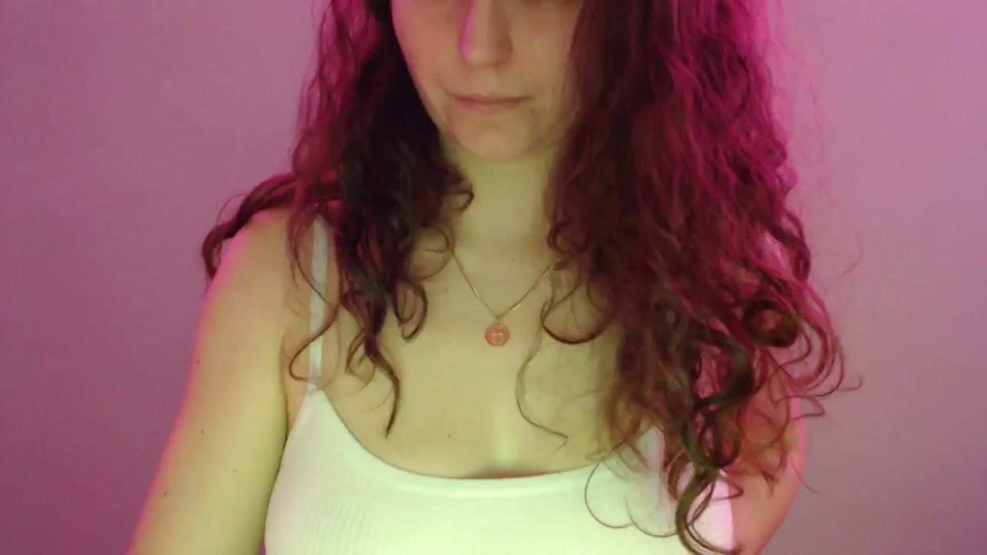 Gallery image thumbnail from Deeleecious94's myfreecams stream on, 01/03/2025, 08:35 image 17 of 20