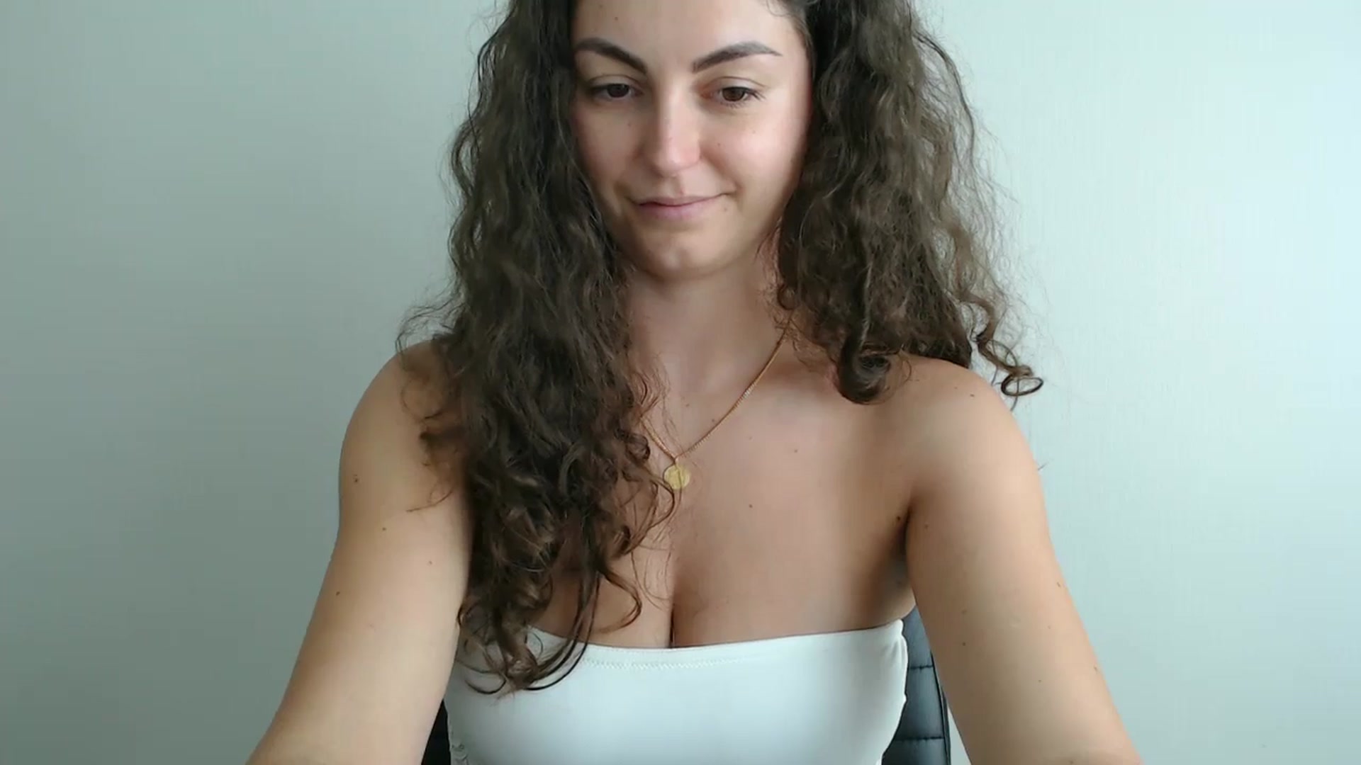 Gallery image thumbnail from Deeleecious94's myfreecams stream on, 07/09/2025, 10:11 image 10 of 20