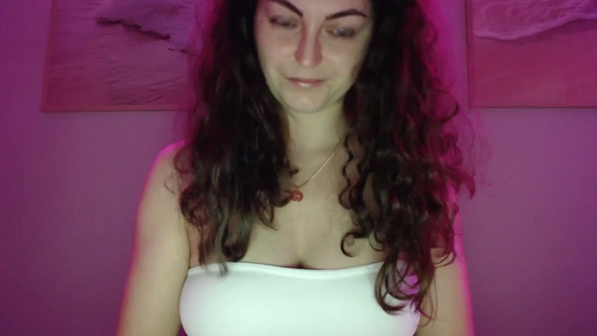 Gallery image thumbnail from Deeleecious94's myfreecams stream on, 01/12/2026, 07:40 image 6 of 20