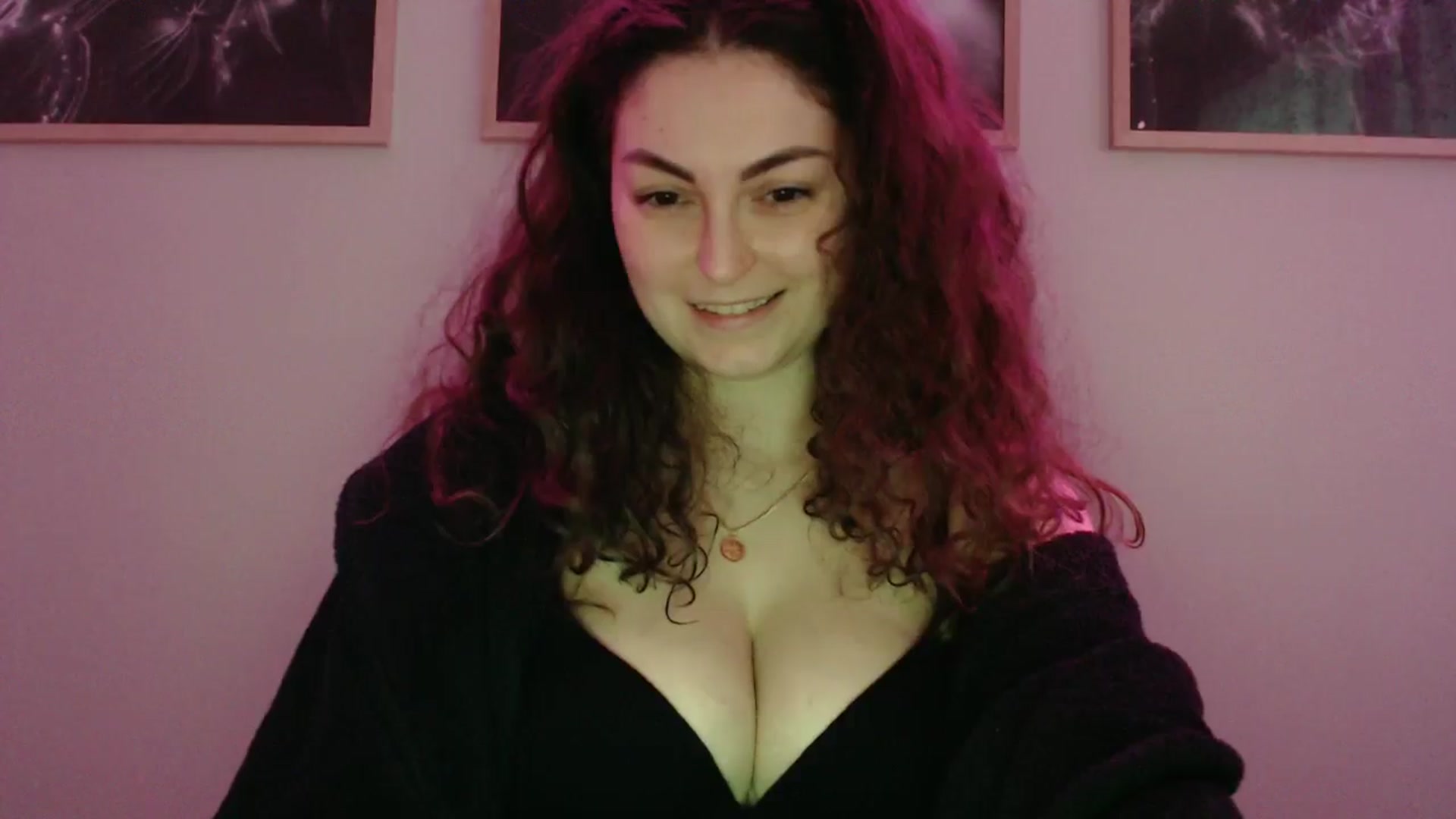 Gallery image thumbnail from Deeleecious94's myfreecams stream on, 01/20/2026, 09:08 image 5 of 20