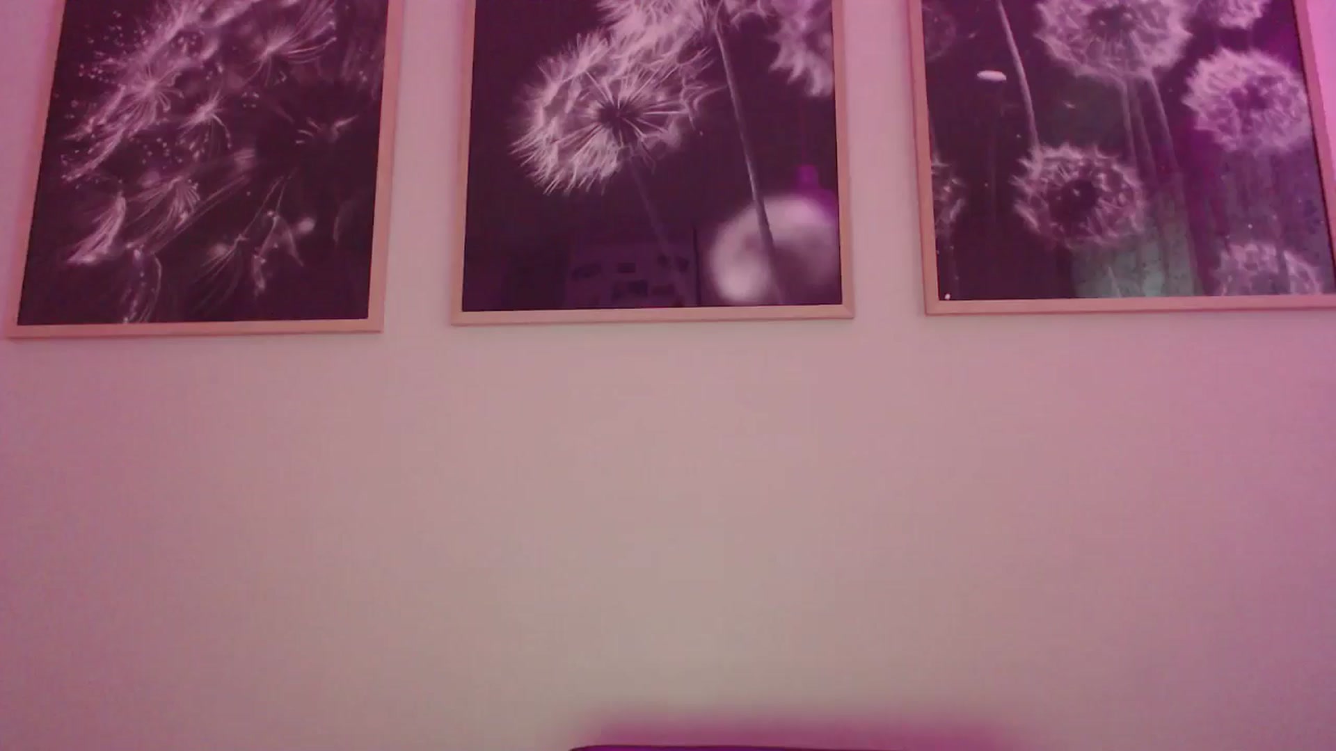 Gallery image thumbnail from Deeleecious94's myfreecams stream on, 01/20/2026, 09:08 image 20 of 20