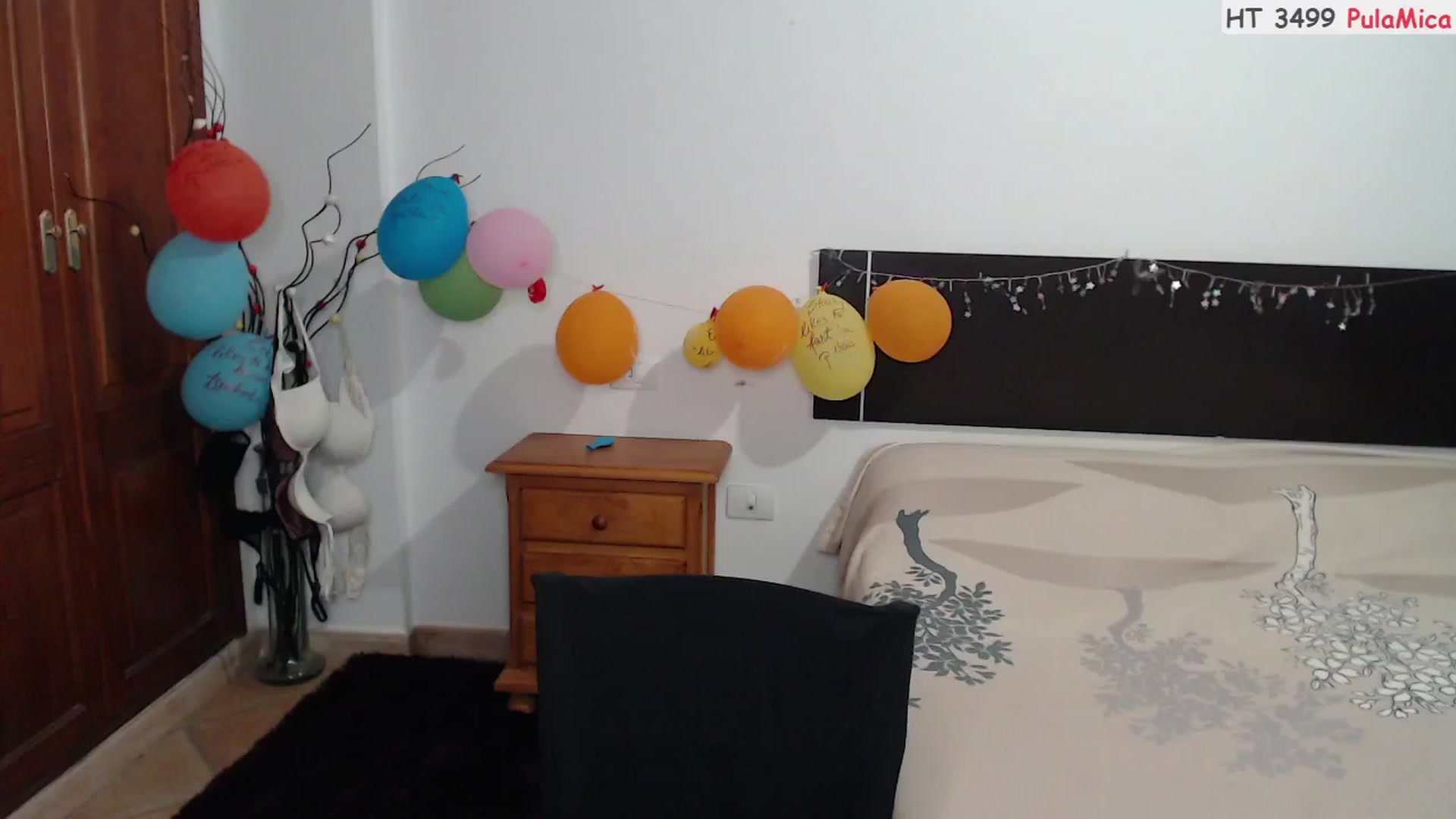 Gallery image thumbnail from Deeleerious's myfreecams stream on, 11/20/2022, 01:02 image 15 of 20