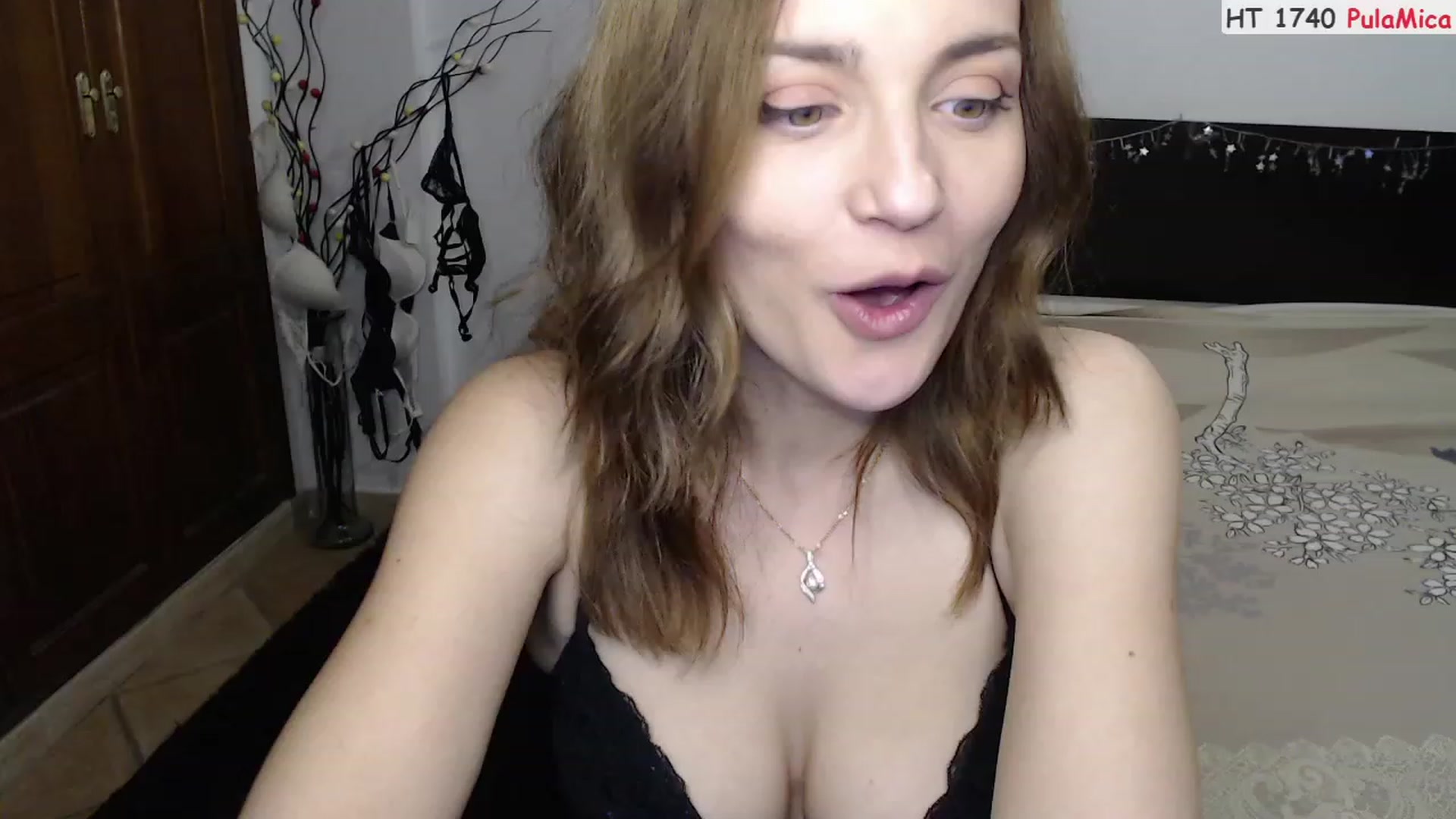Gallery image thumbnail from Deeleerious's myfreecams stream on, 11/28/2022, 01:54 image 11 of 20