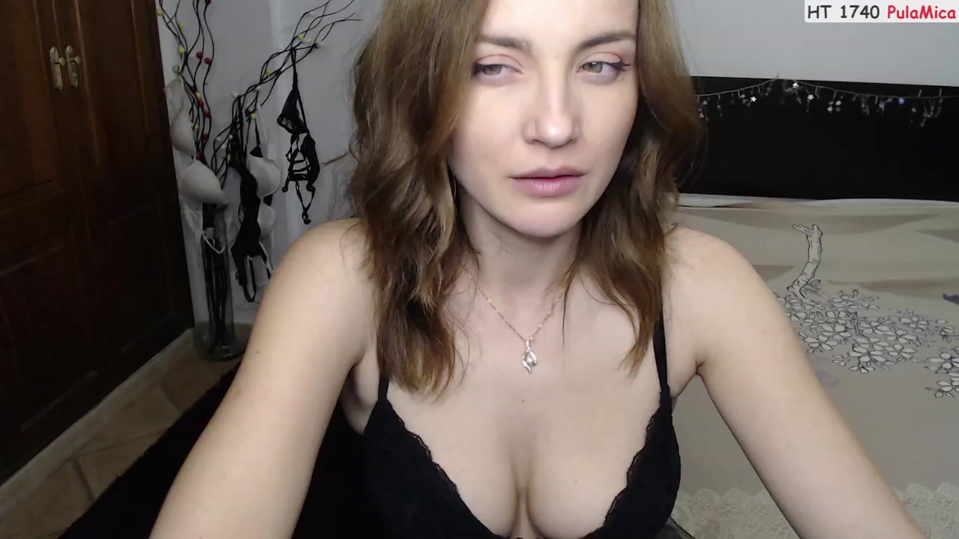 Gallery image thumbnail from Deeleerious's myfreecams stream on, 11/28/2022, 01:54 image 13 of 20