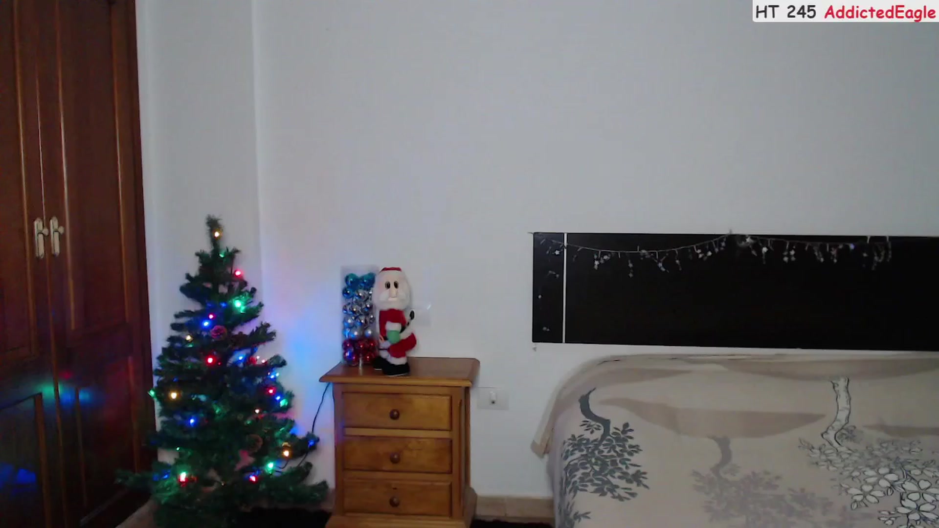 Gallery image thumbnail from Deeleerious's myfreecams stream on, 12/03/2022, 24:02 image 10 of 20