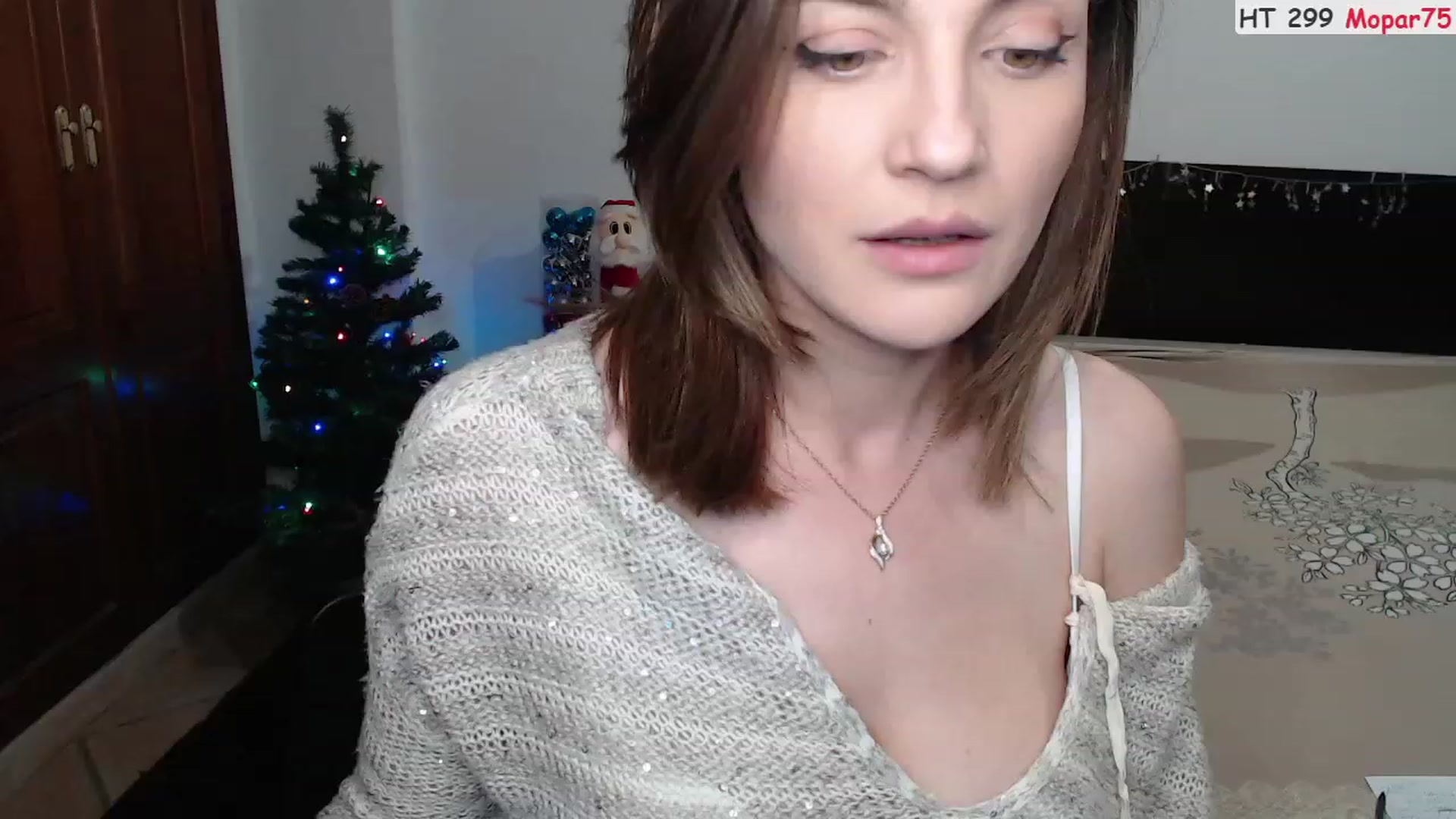 Gallery image thumbnail from Deeleerious's myfreecams stream on, 12/03/2022, 24:53 image 18 of 20