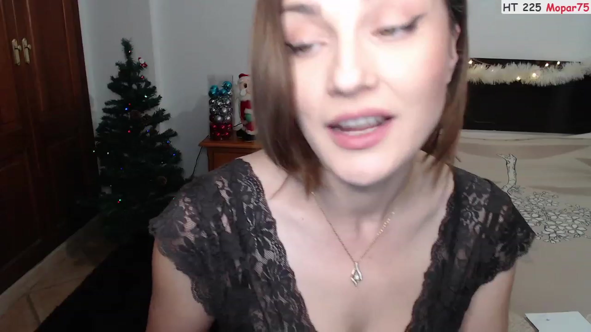 Gallery image thumbnail from Deeleerious's myfreecams stream on, 12/04/2022, 24:12 image 8 of 20