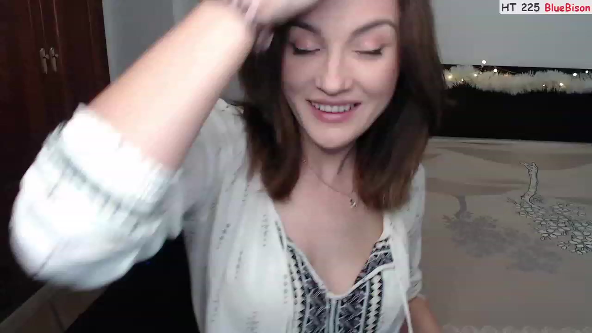 Gallery image thumbnail from Deeleerious's myfreecams stream on, 12/10/2022, 24:02 image 10 of 20