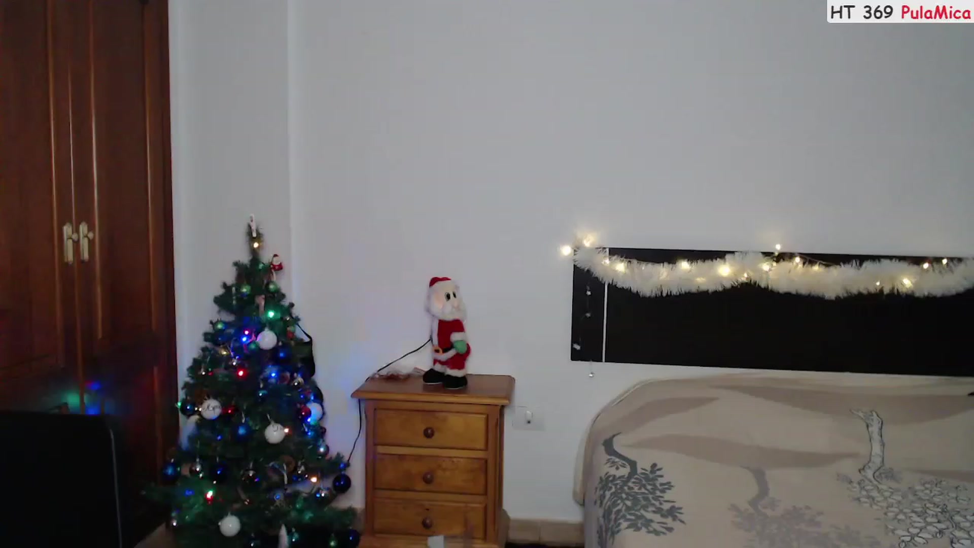 Gallery image thumbnail from Deeleerious's myfreecams stream on, 12/10/2022, 01:39 image 16 of 20
