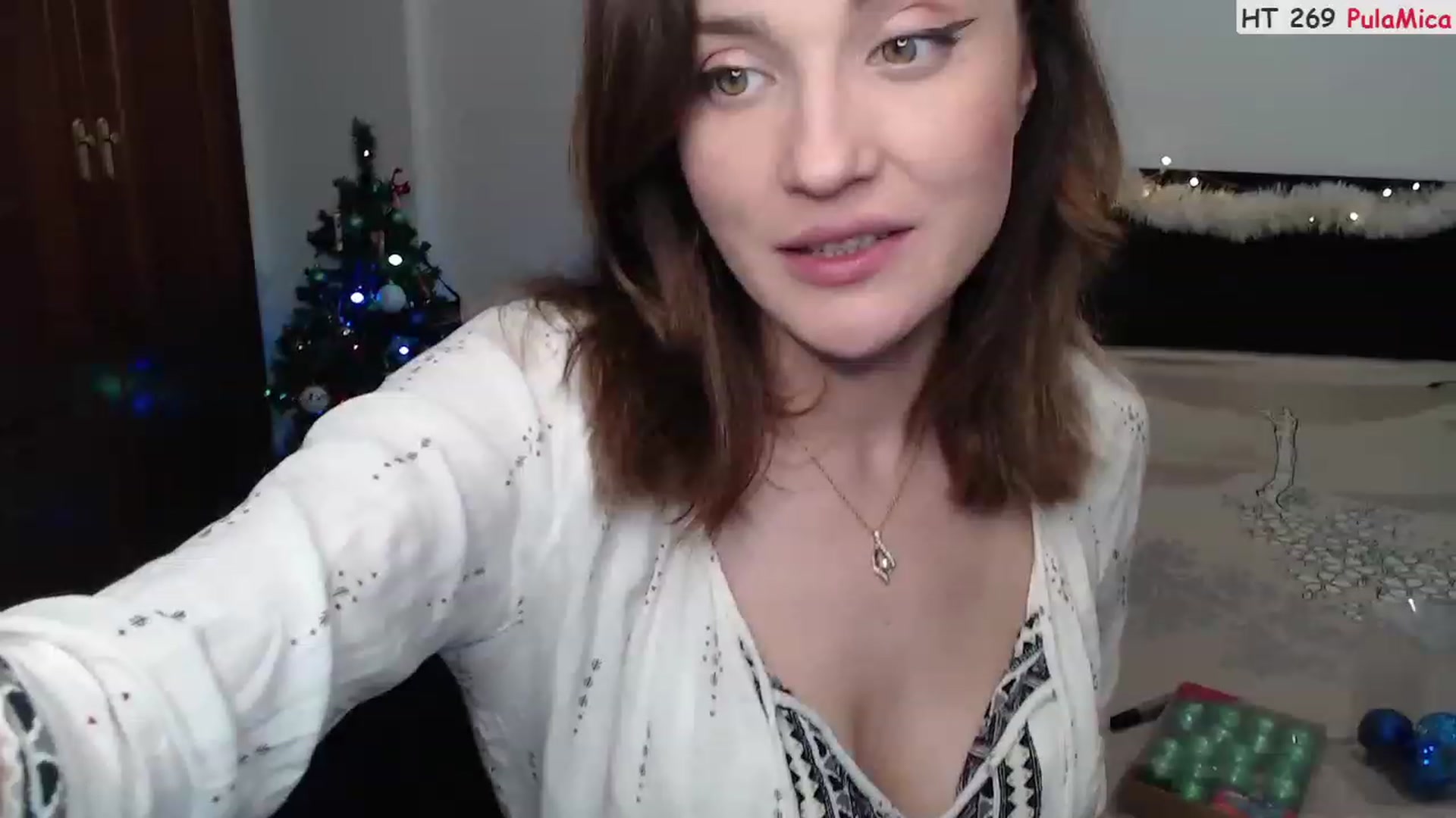 Gallery image thumbnail from Deeleerious's myfreecams stream on, 12/10/2022, 01:39 image 10 of 20