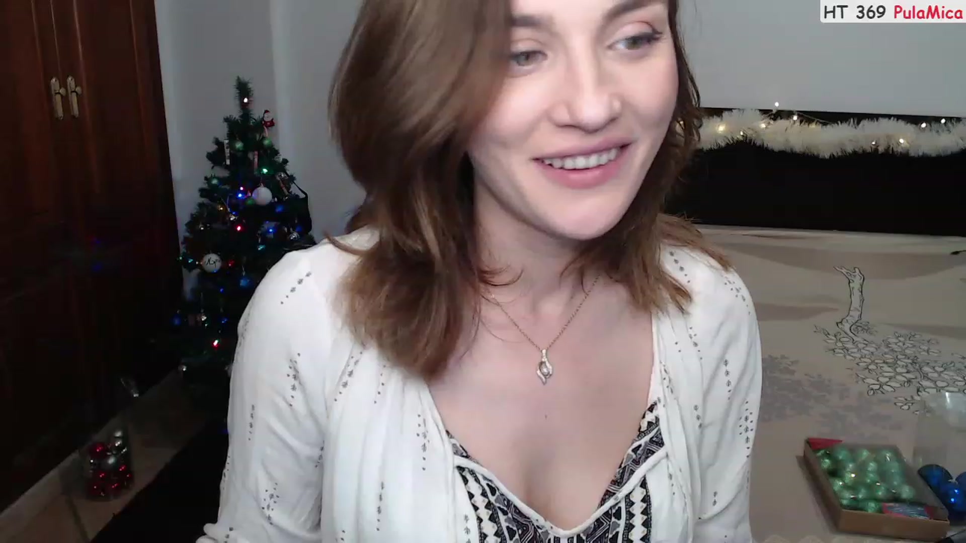 Gallery image thumbnail from Deeleerious's myfreecams stream on, 12/10/2022, 01:39 image 12 of 20