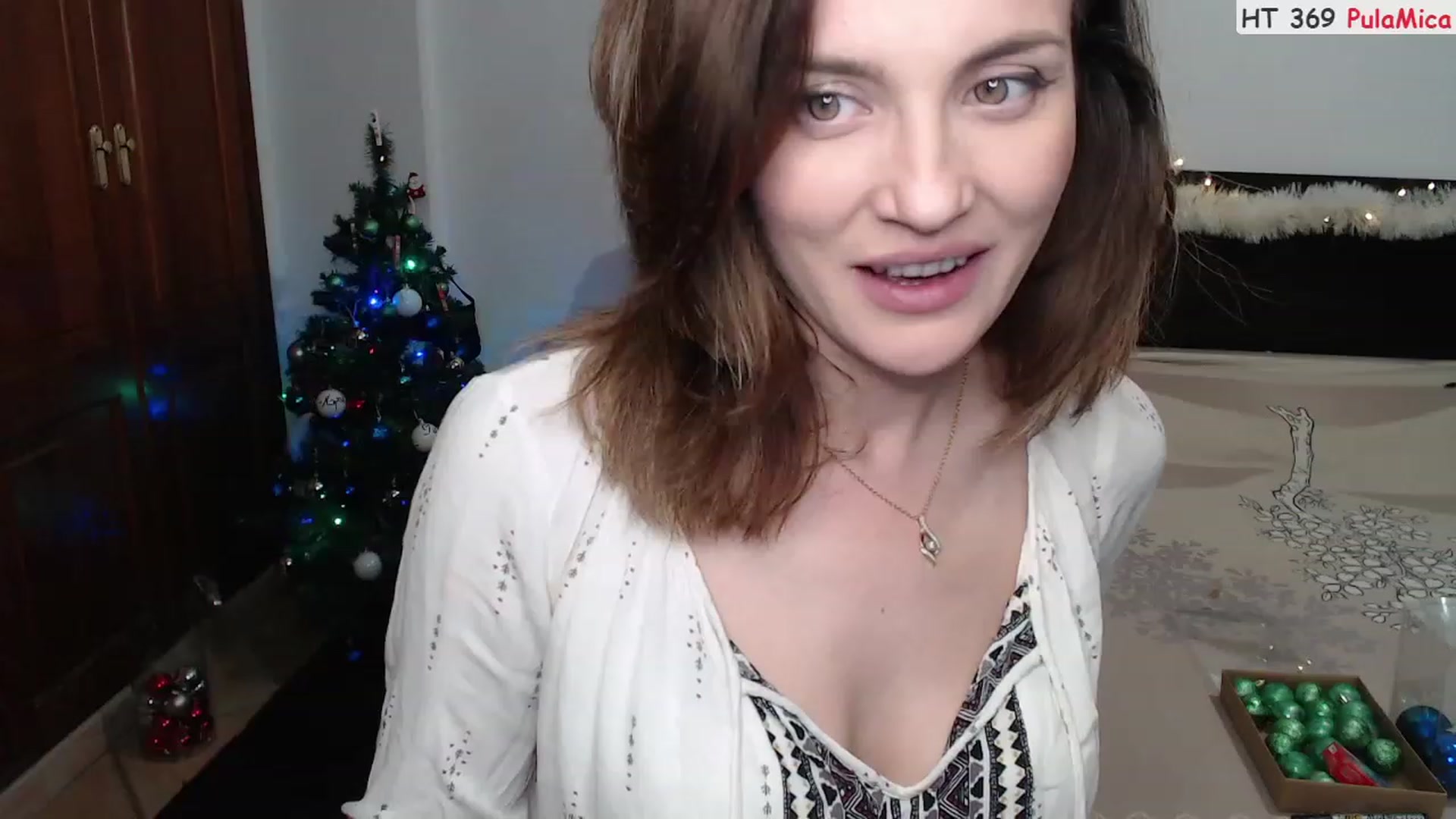 Gallery image thumbnail from Deeleerious's myfreecams stream on, 12/10/2022, 01:52 image 11 of 20