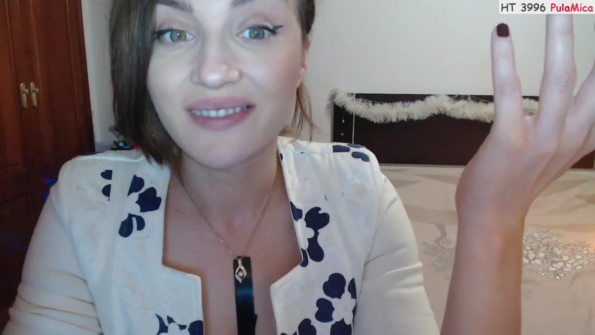Gallery image thumbnail from Deeleerious's myfreecams stream on, 12/11/2022, 01:58 image 11 of 20