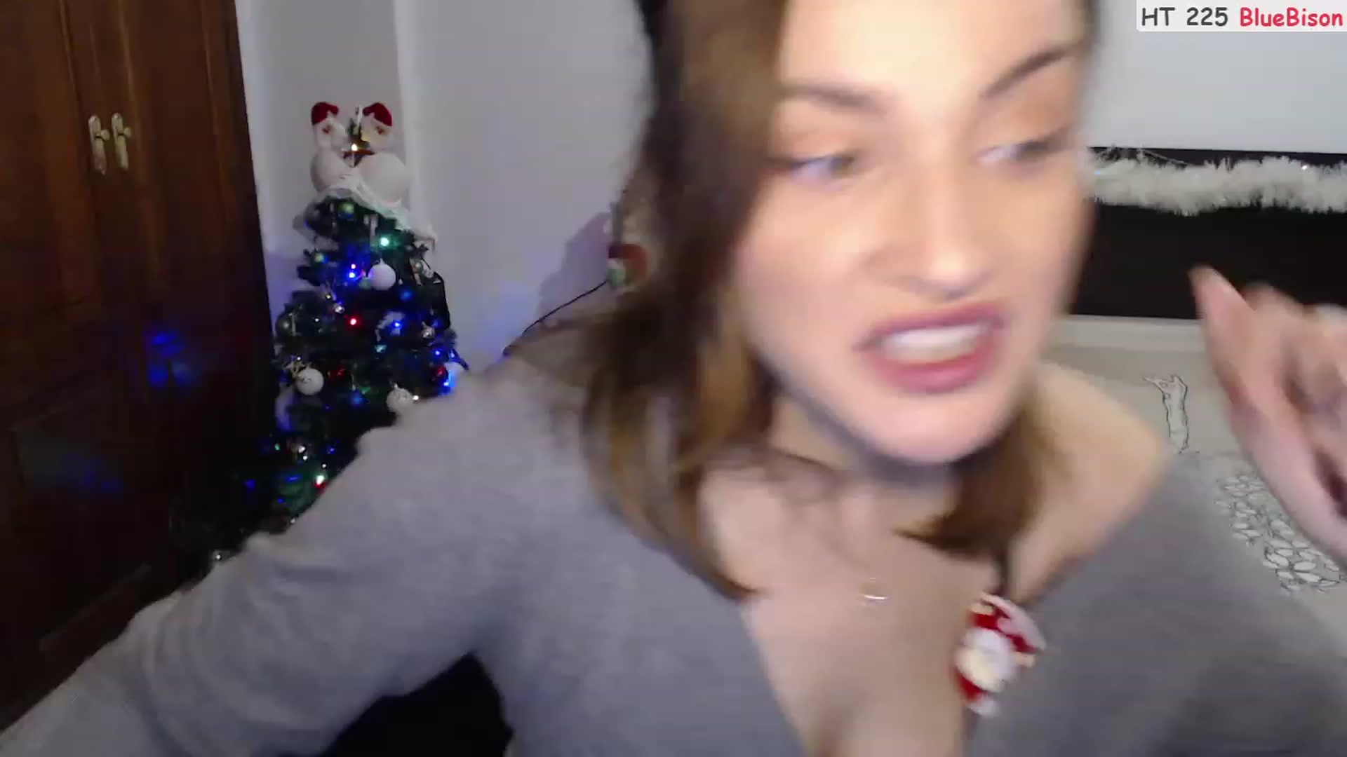 Gallery image thumbnail from Deeleerious's myfreecams stream on, 12/12/2022, 24:30 image 3 of 20
