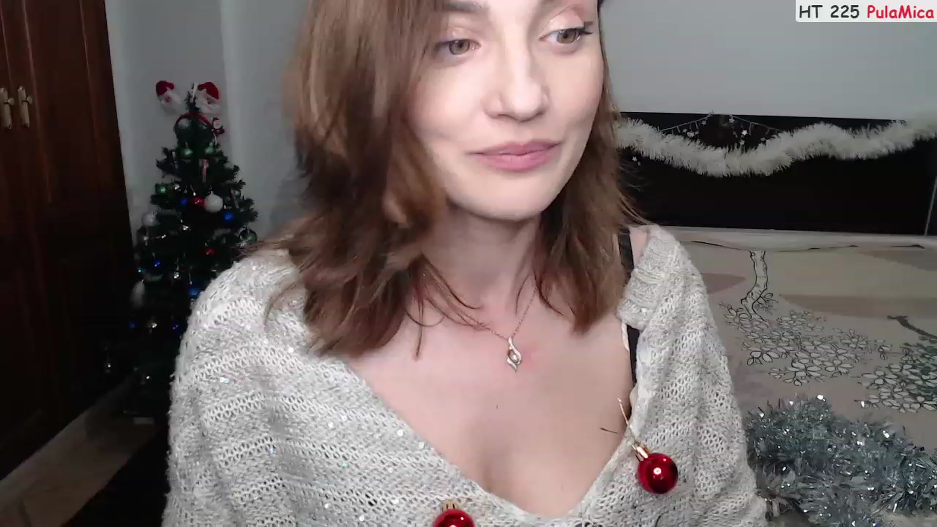 Gallery image thumbnail from Deeleerious's myfreecams stream on, 12/16/2022, 23:52 image 13 of 20