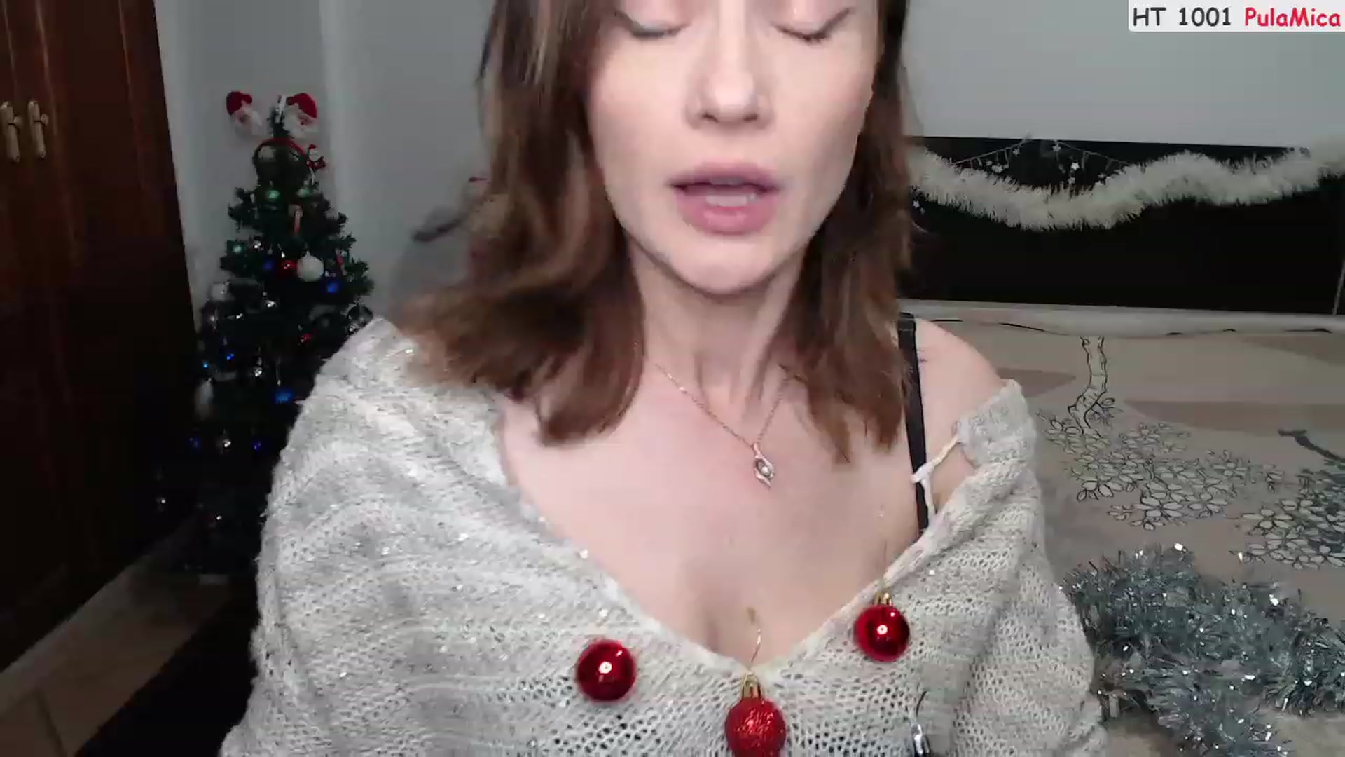 Gallery image thumbnail from Deeleerious's myfreecams stream on, 12/17/2022, 24:17 image 20 of 20