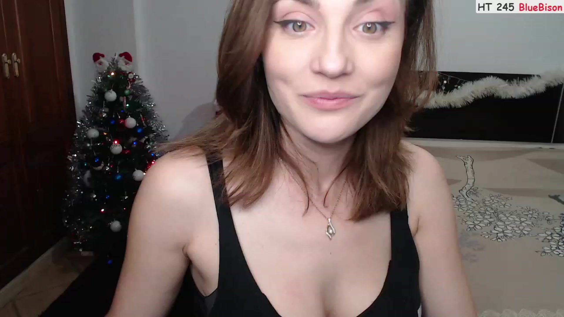 Gallery image thumbnail from Deeleerious's myfreecams stream on, 12/18/2022, 24:31 image 3 of 20