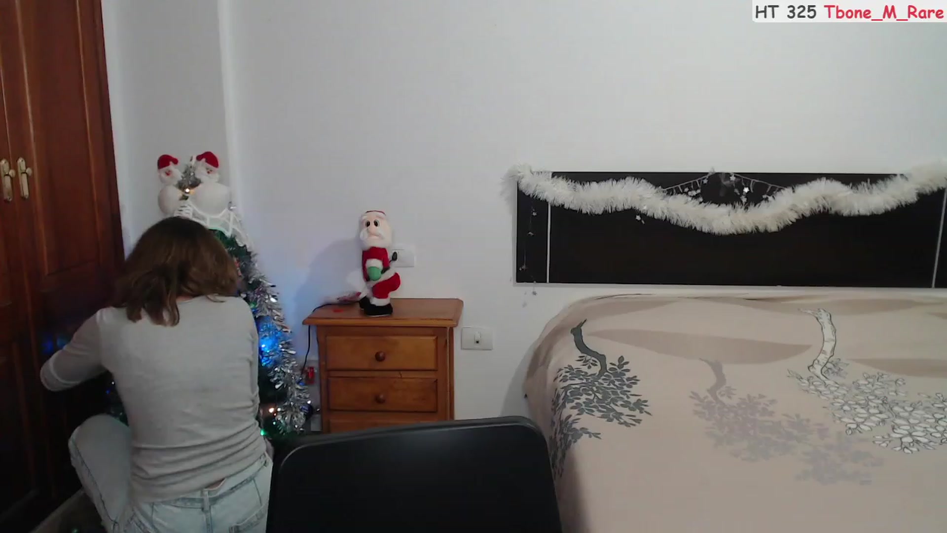 Gallery image thumbnail from Deeleerious's myfreecams stream on, 12/21/2022, 01:37 image 17 of 20
