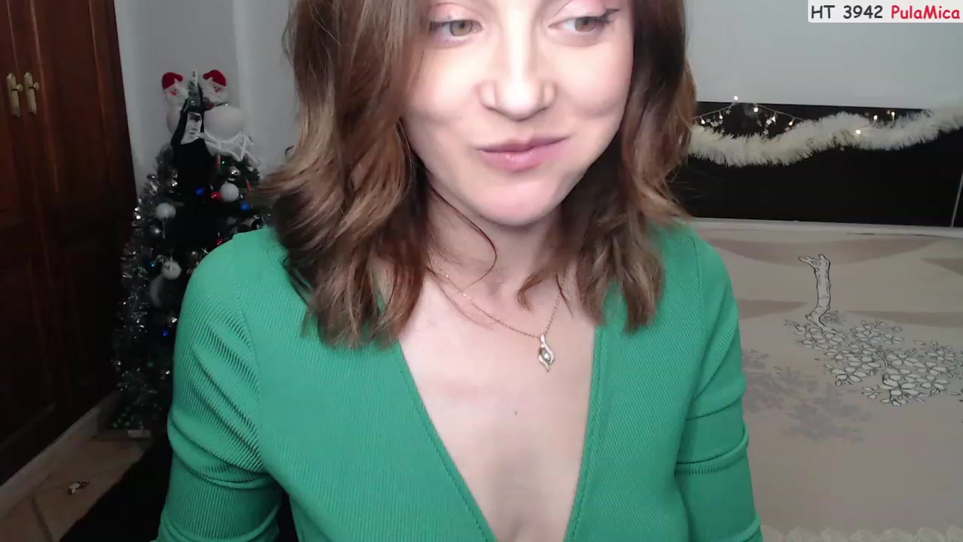 Gallery image thumbnail from Deeleerious's myfreecams stream on, 12/25/2022, 24:01 image 15 of 20