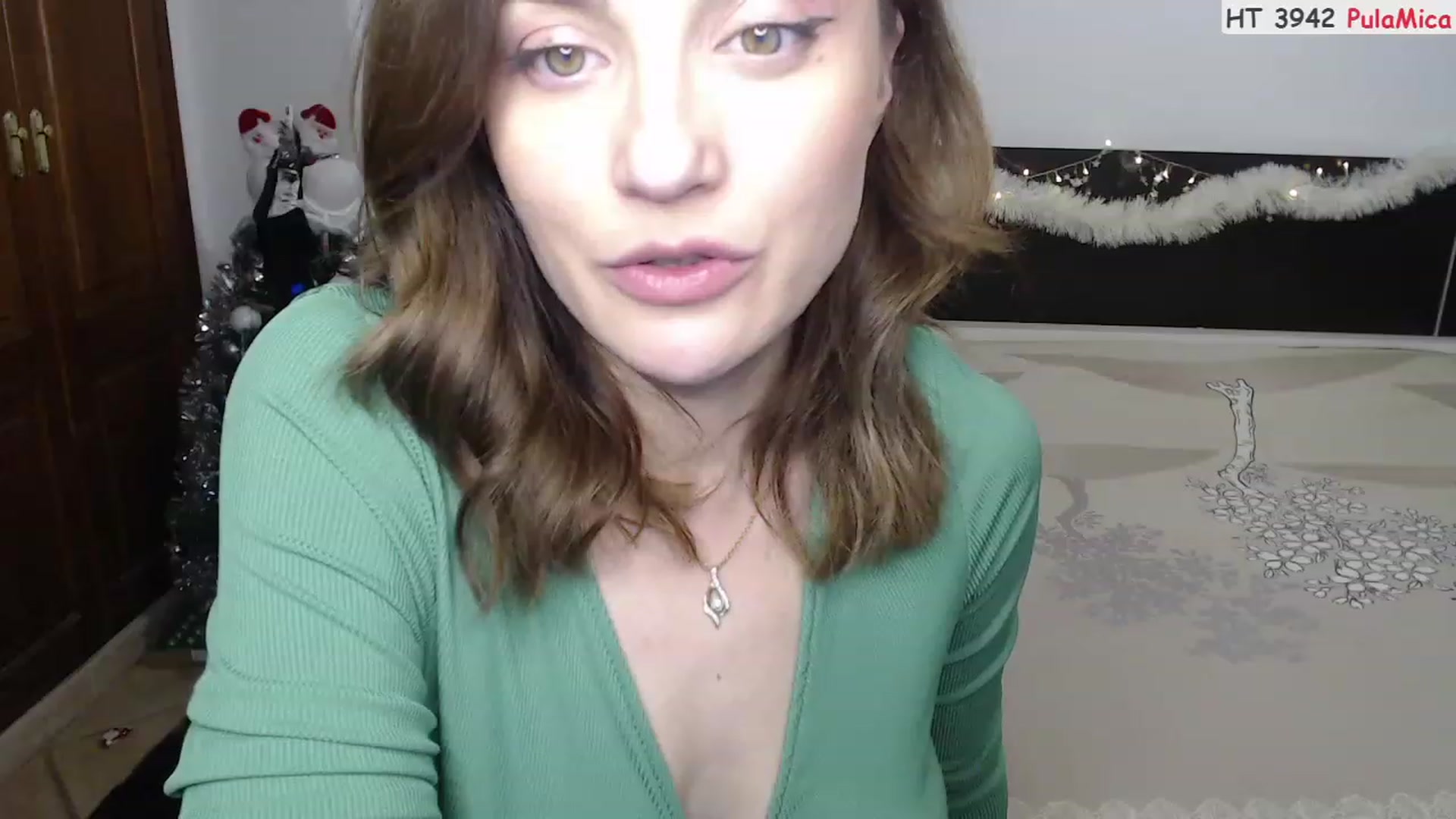 Gallery image thumbnail from Deeleerious's myfreecams stream on, 12/25/2022, 02:09 image 19 of 20