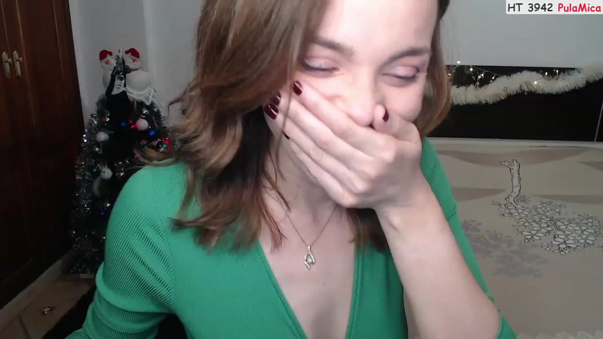 Gallery image thumbnail from Deeleerious's myfreecams stream on, 12/25/2022, 02:42 image 9 of 20