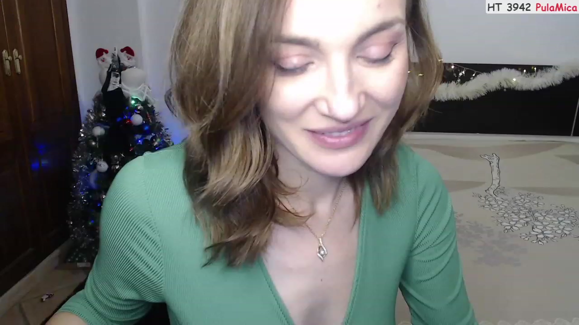 Gallery image thumbnail from Deeleerious's myfreecams stream on, 12/25/2022, 02:42 image 2 of 20