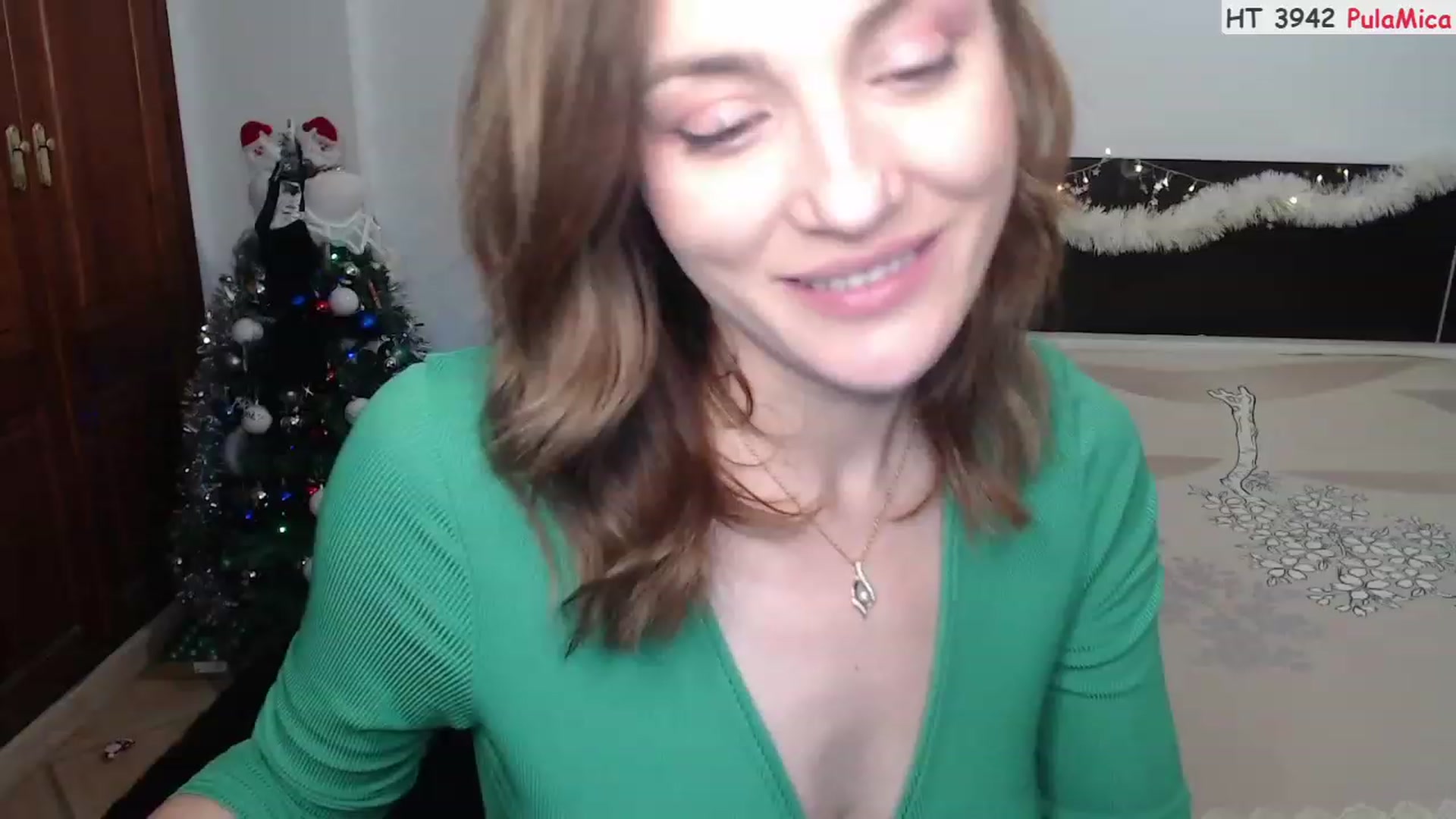 Gallery image thumbnail from Deeleerious's myfreecams stream on, 12/25/2022, 02:42 image 3 of 20