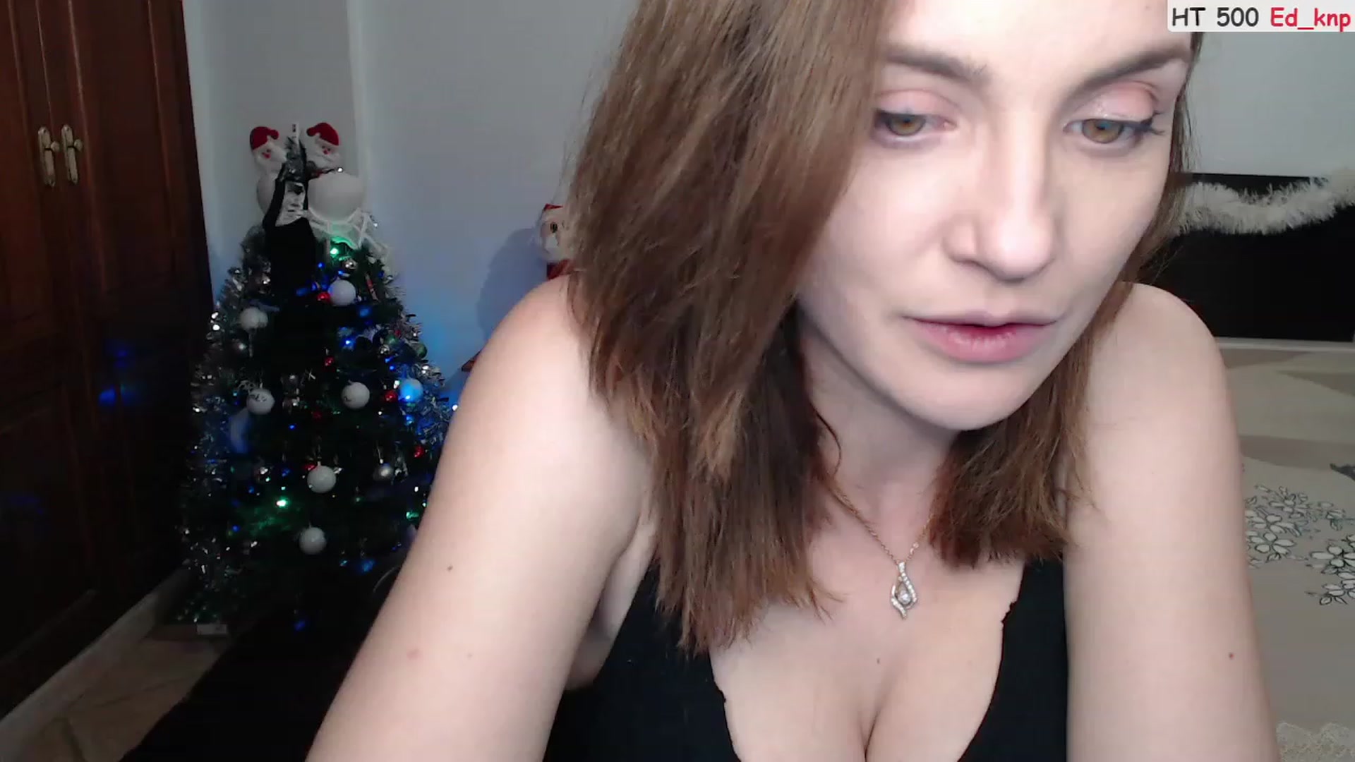 Gallery image thumbnail from Deeleerious's myfreecams stream on, 12/28/2022, 24:51 image 16 of 20